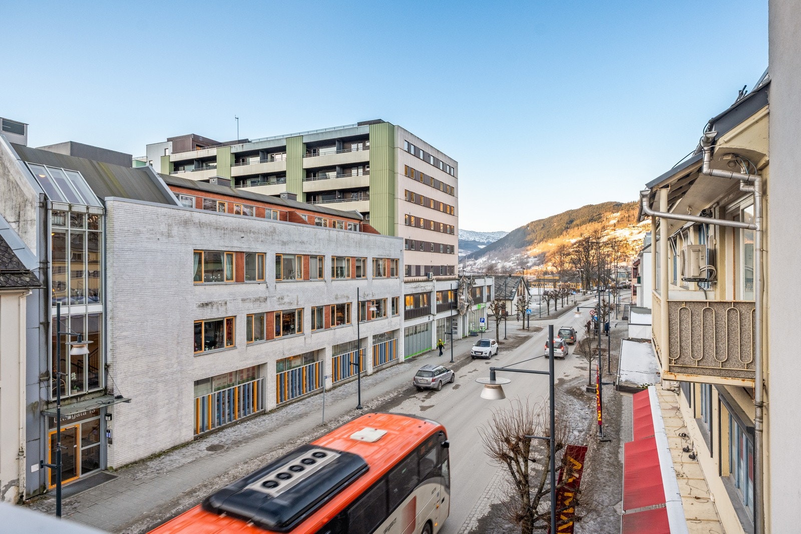 Utsikt mot Uttrågata. Galleribilde