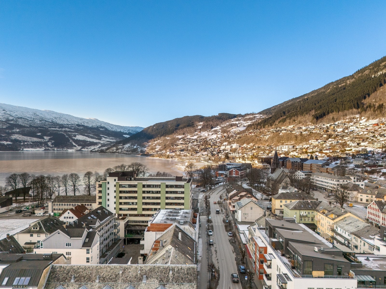 Fra leiligheten har man gangavstand til det meste man trenger i hverdagen. Galleribilde