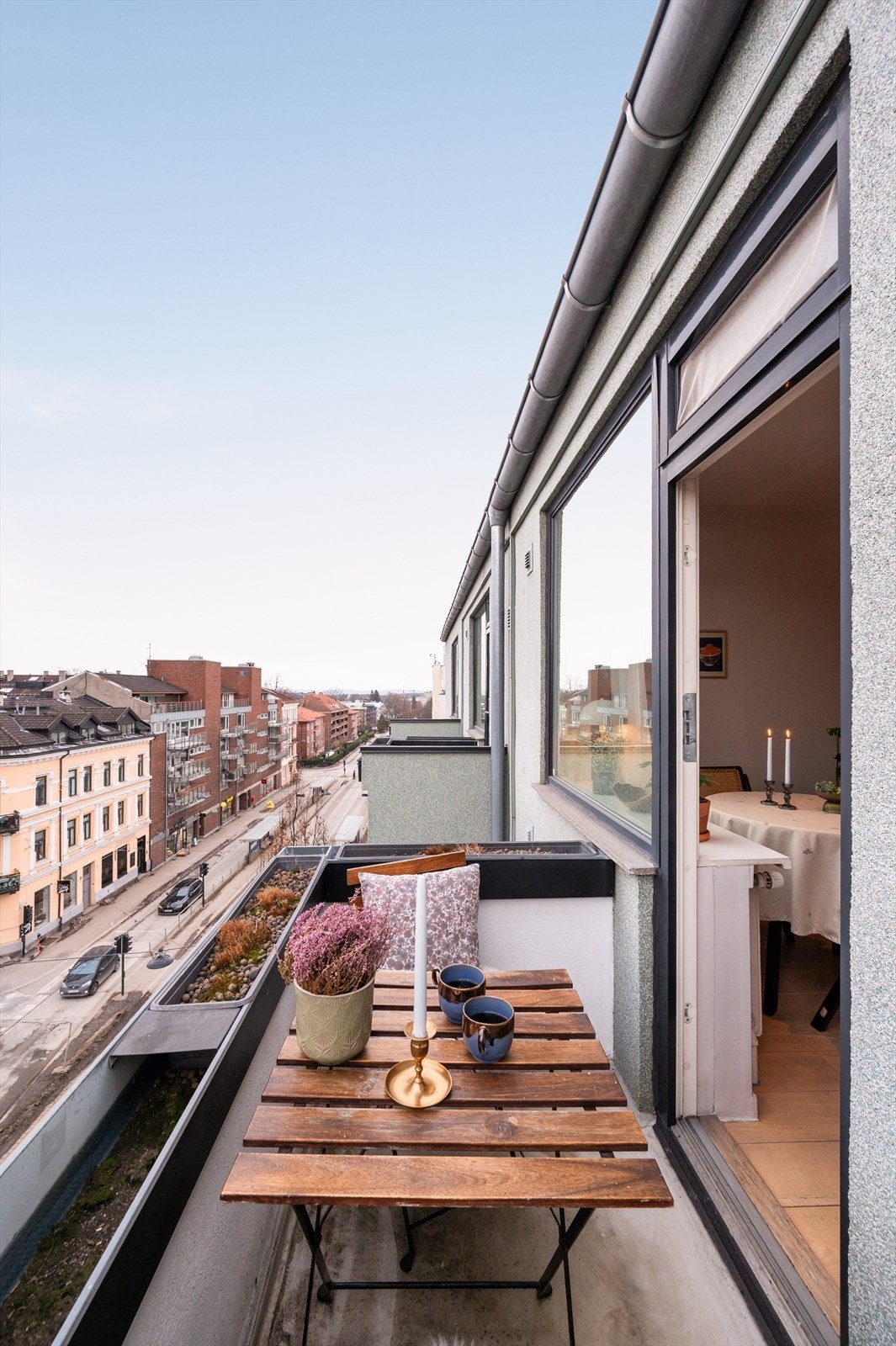 Her er det sol fra morgen til tidlig ettermiddag iht selger Galleribilde