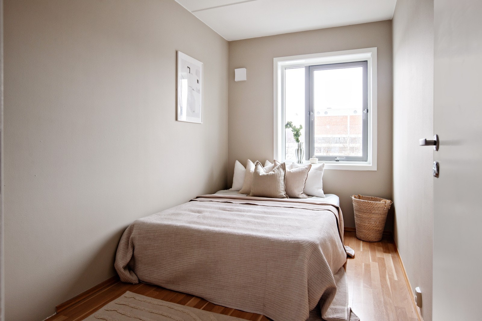 Dette rommet passer fint som barnerom, gjesterom og/eller kontor Galleribilde