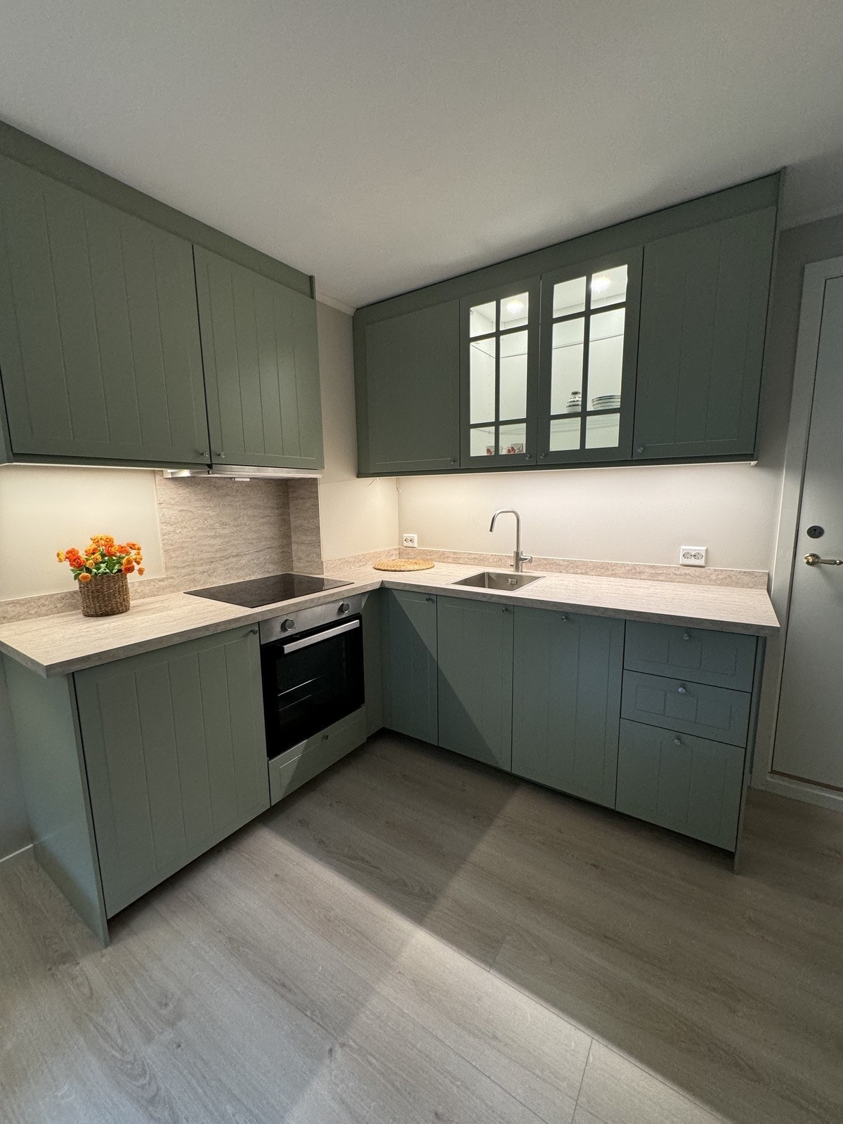 Lekker, nyoppusset leilighet på Husvik. Galleribilde