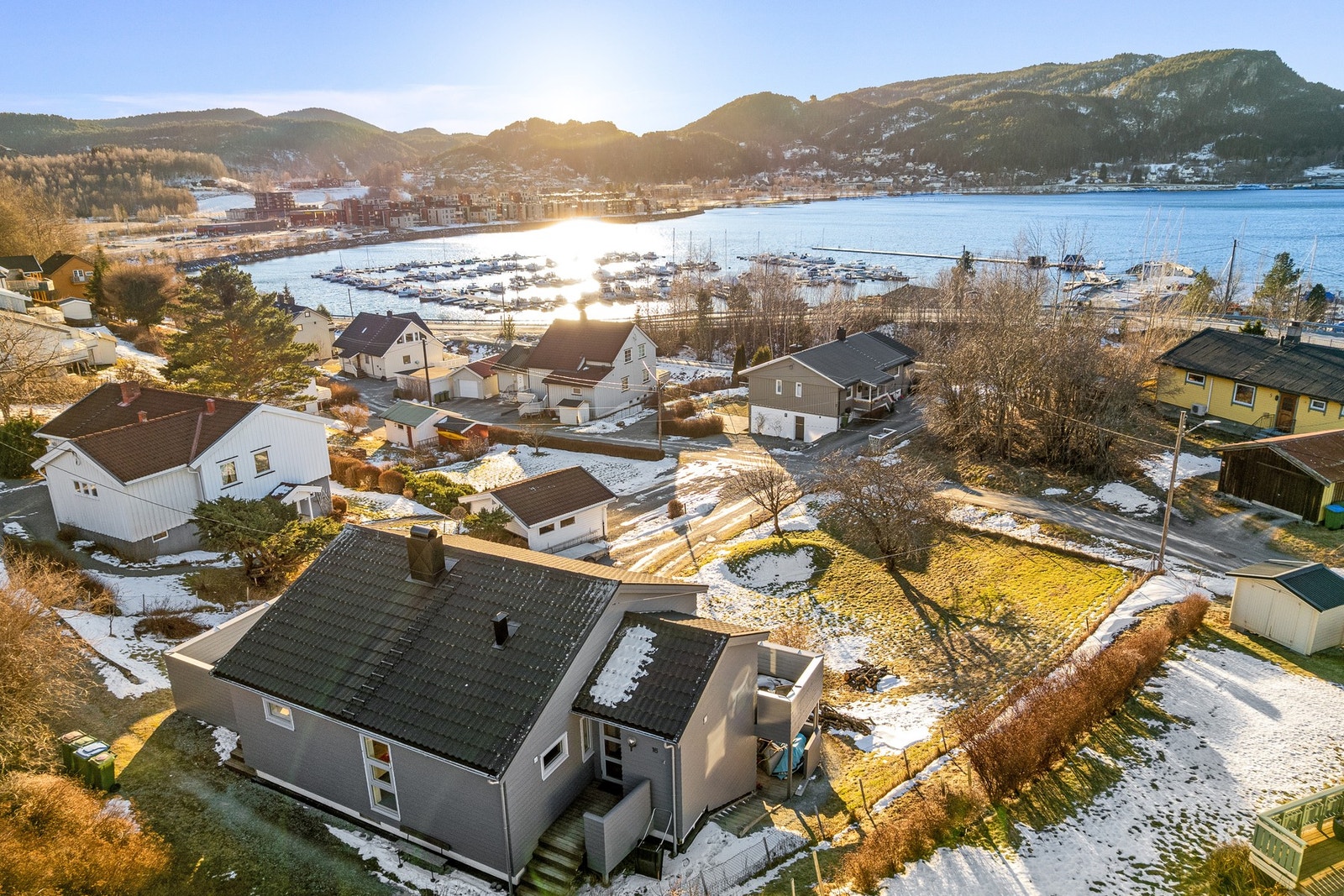 Eiendomsmegler1 ved Morten Løvseth presenterer: Nygårsvegen 16. (Julian Nonstad/Nonstad foto) Galleribilde