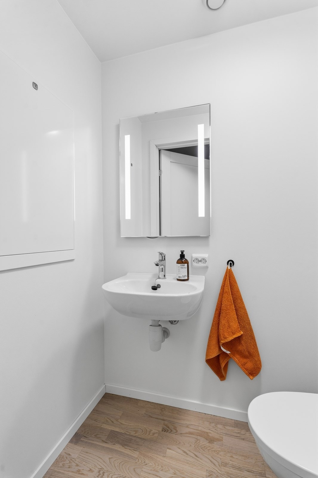 Gjestetoalett Galleribilde