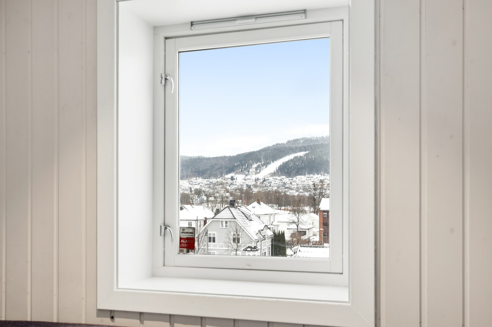 Utsikt fra loftstue Galleribilde