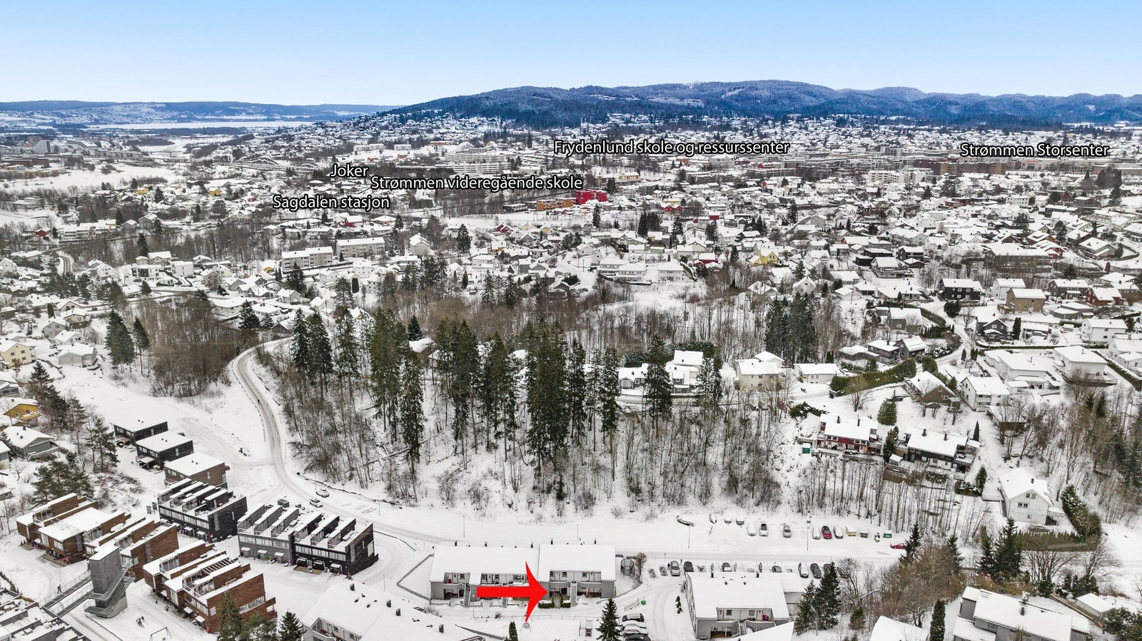 Korte avstander til videregående skole, Sagdalen stasjon og søndagsåpen Joker med det du trenger i hverdagen og helgen! Galleribilde