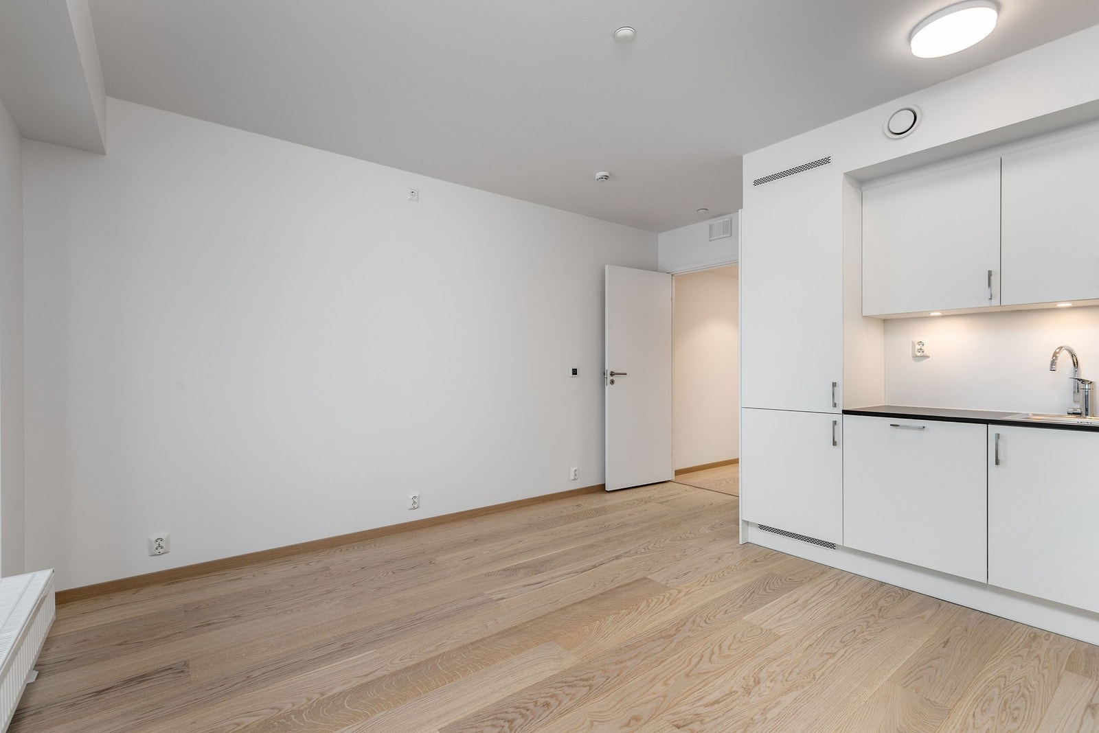 Grunnpakke for kabel-TV og internett er inkl. i felleskostnadene. Galleribilde