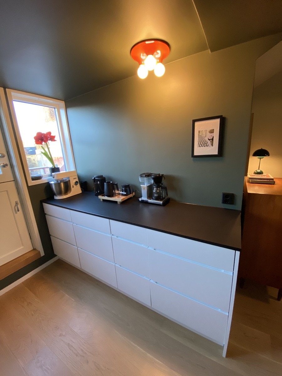 Integrert fryser og kjøleskap. Galleribilde