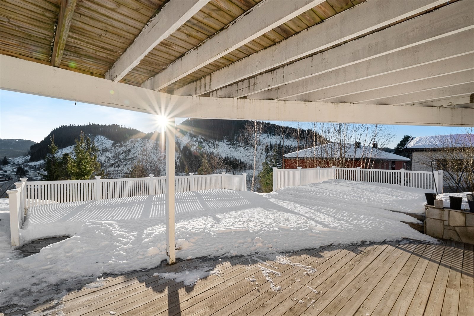 Terrasse på hele 88kvm! Galleribilde