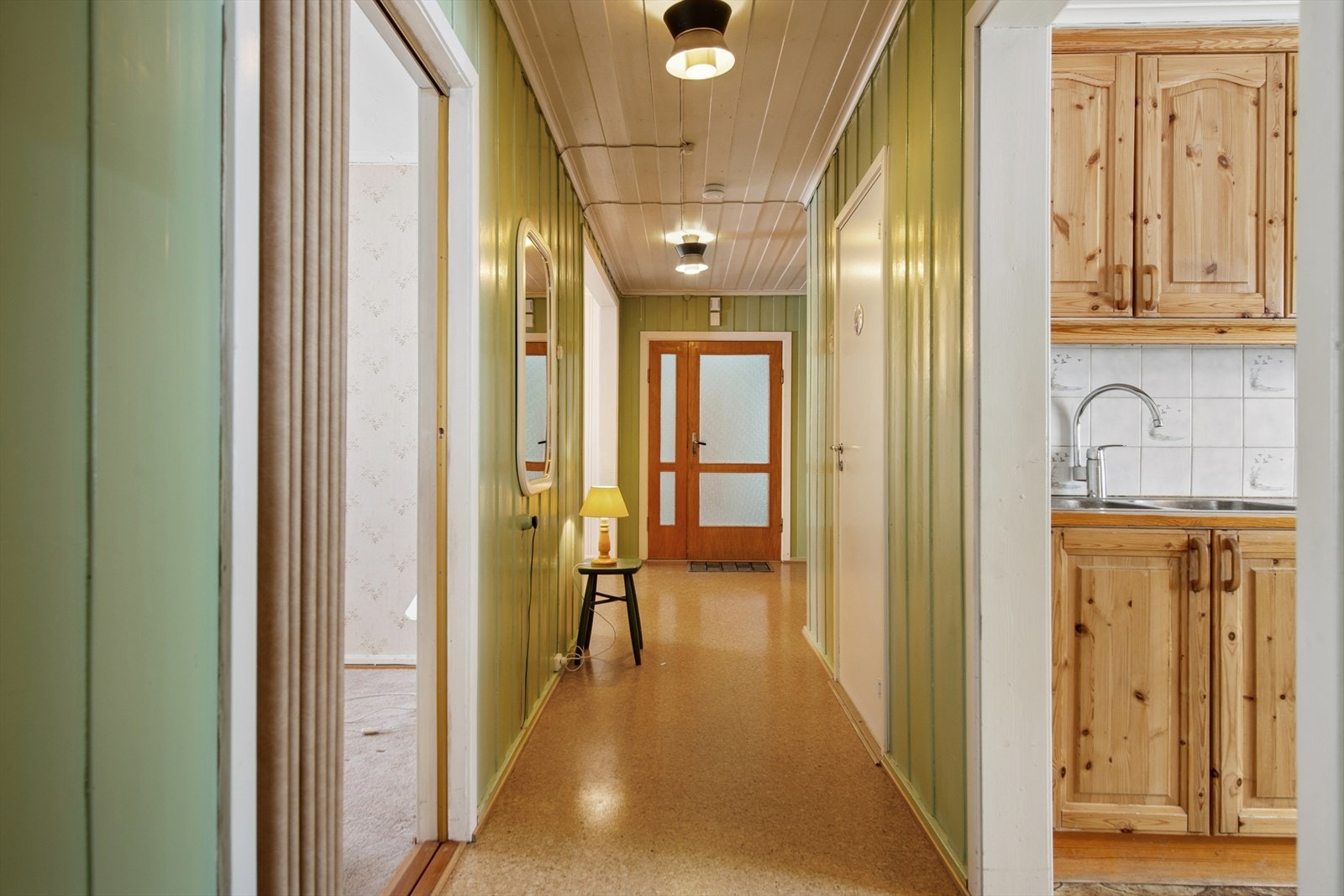 Tilgang til gangareal også fra kjøkkenet. Galleribilde