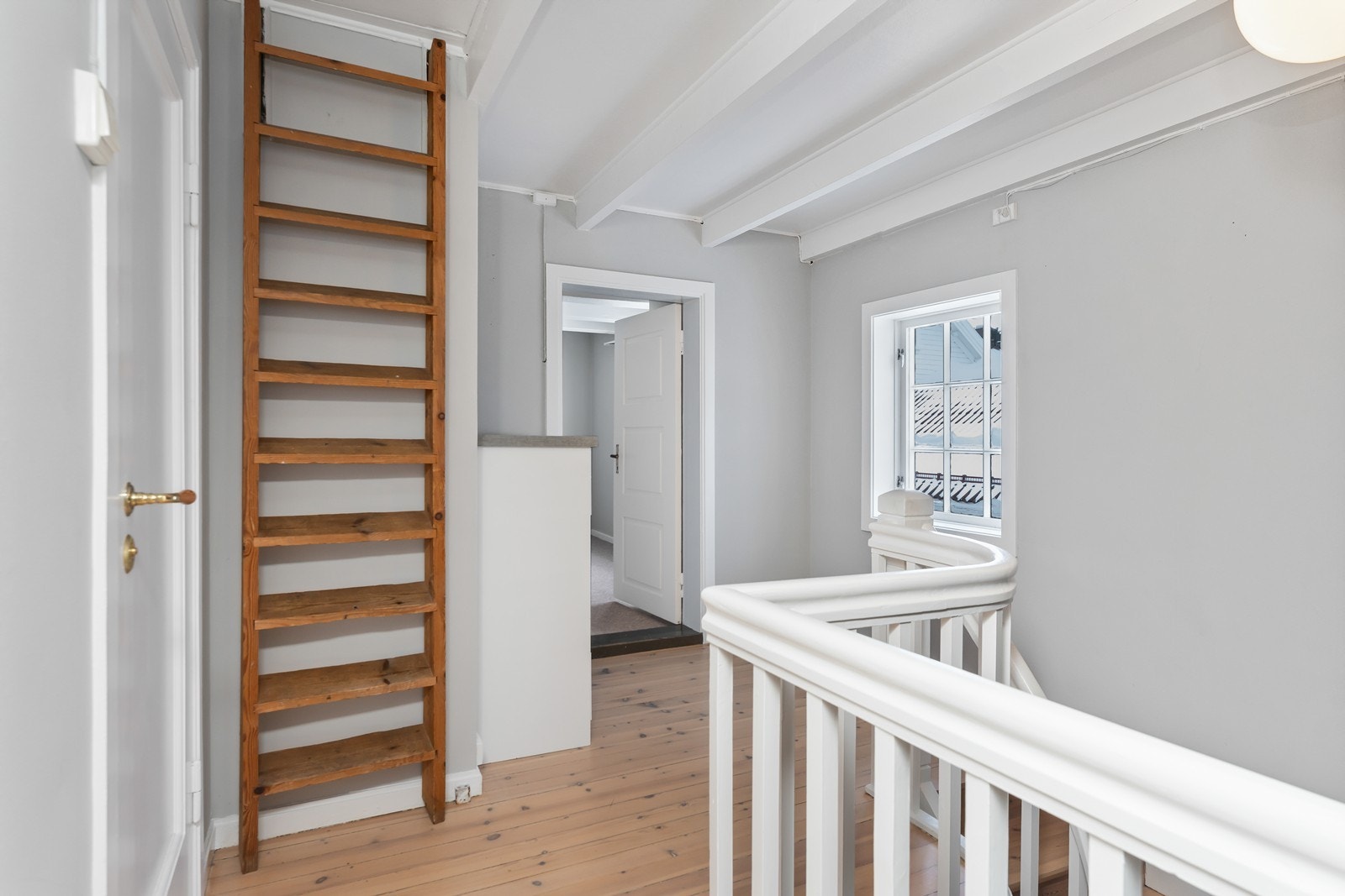 Velkommen opp i 2. etasje. Galleribilde