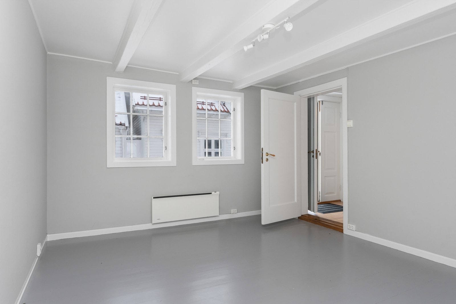 Soverom i 1.etasje. Evt stue. Galleribilde