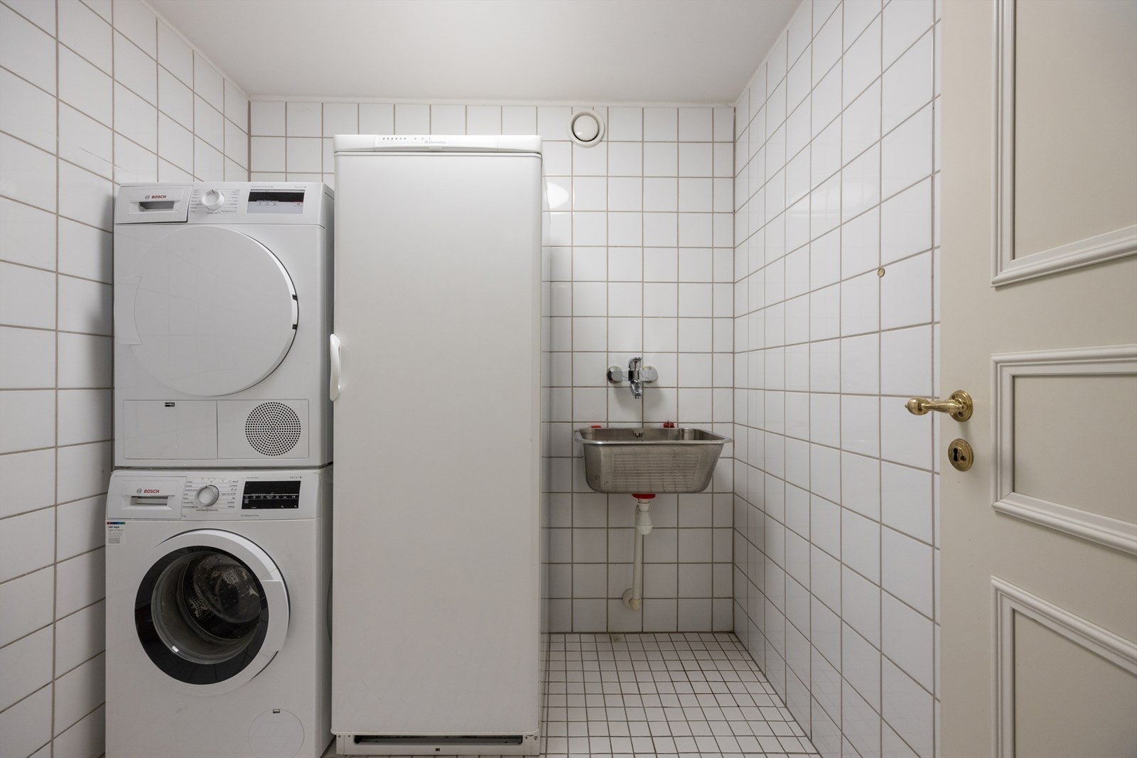 Vaskerommet. Galleribilde