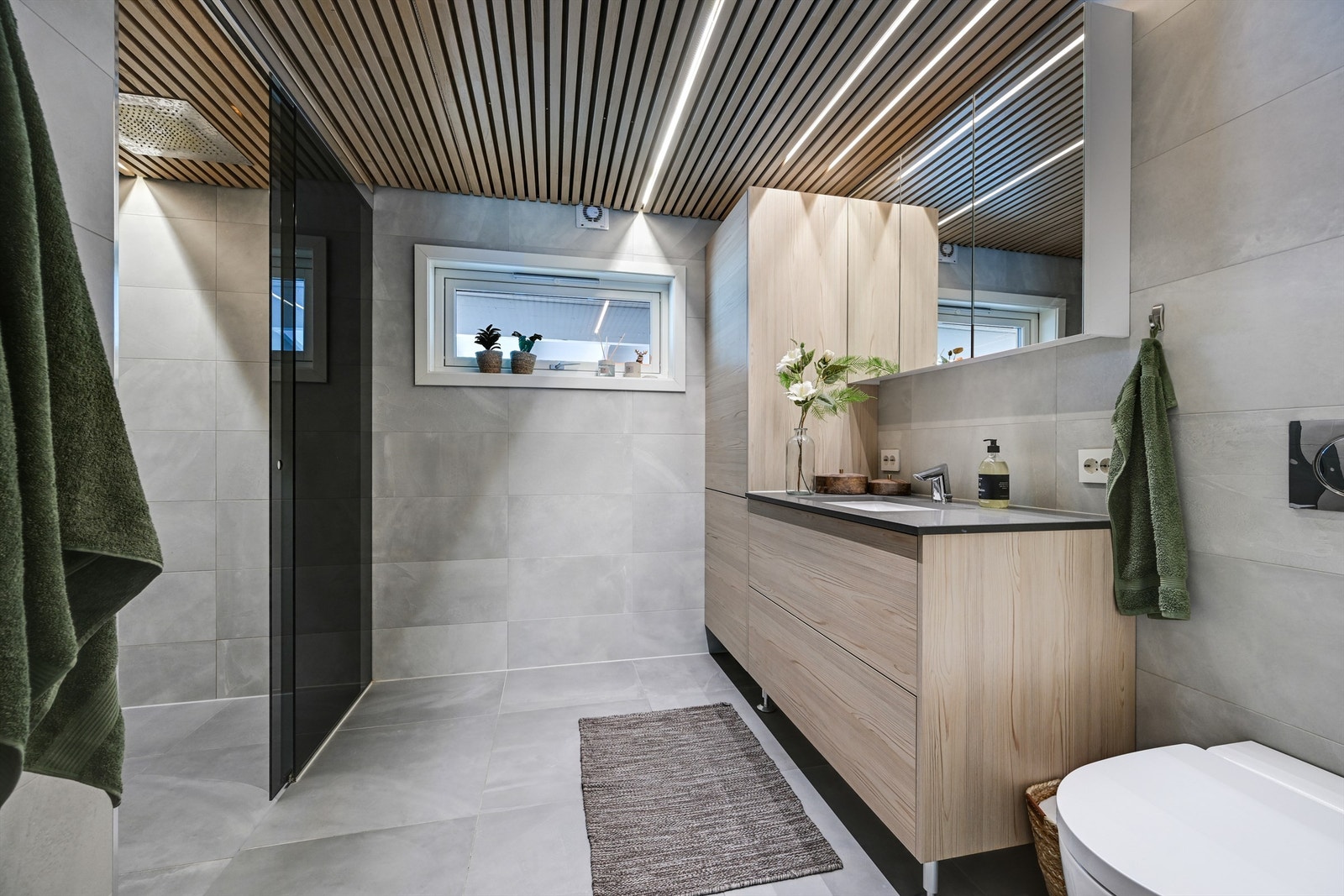 Eksklusive materialer på baderom. Galleribilde