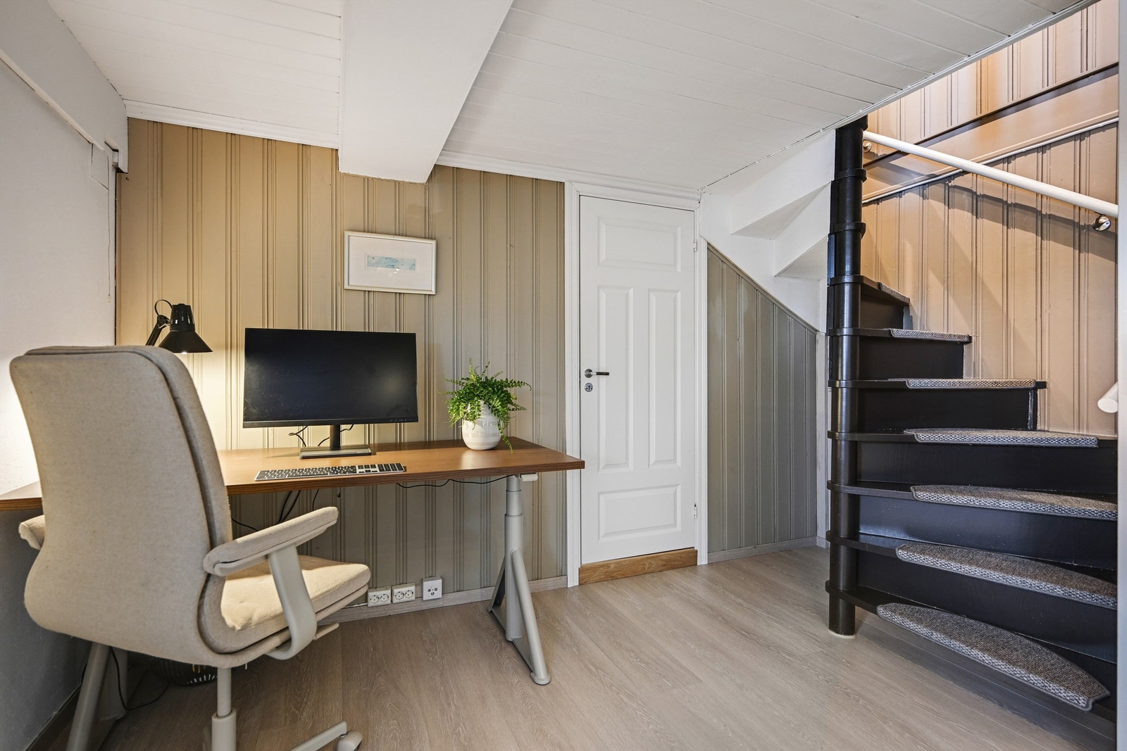 Kontor (rommet er ikke godkjent for varig opphold) Galleribilde