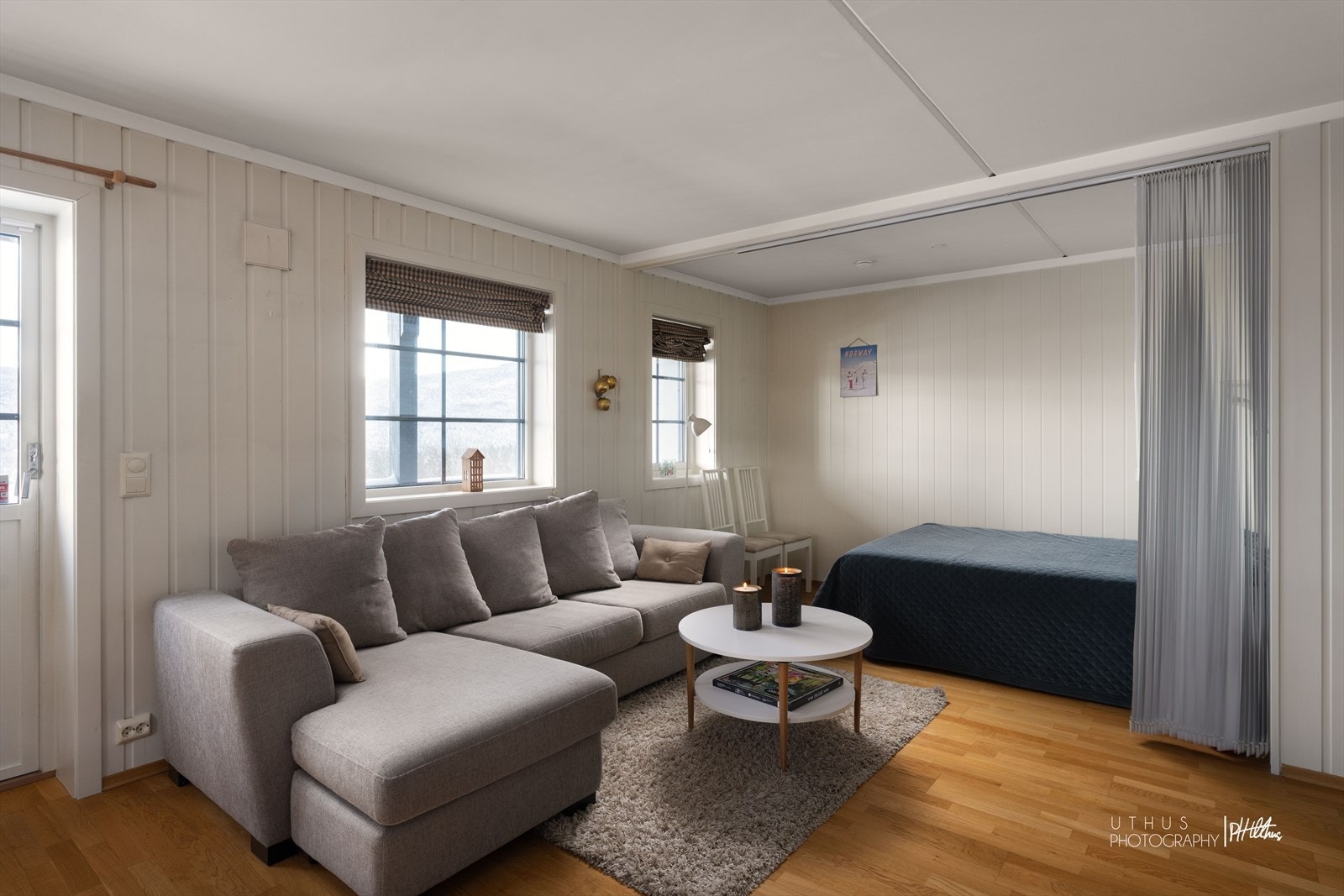 Lamellgardinen gir både privatliv og fleksibel lysregulering Galleribilde