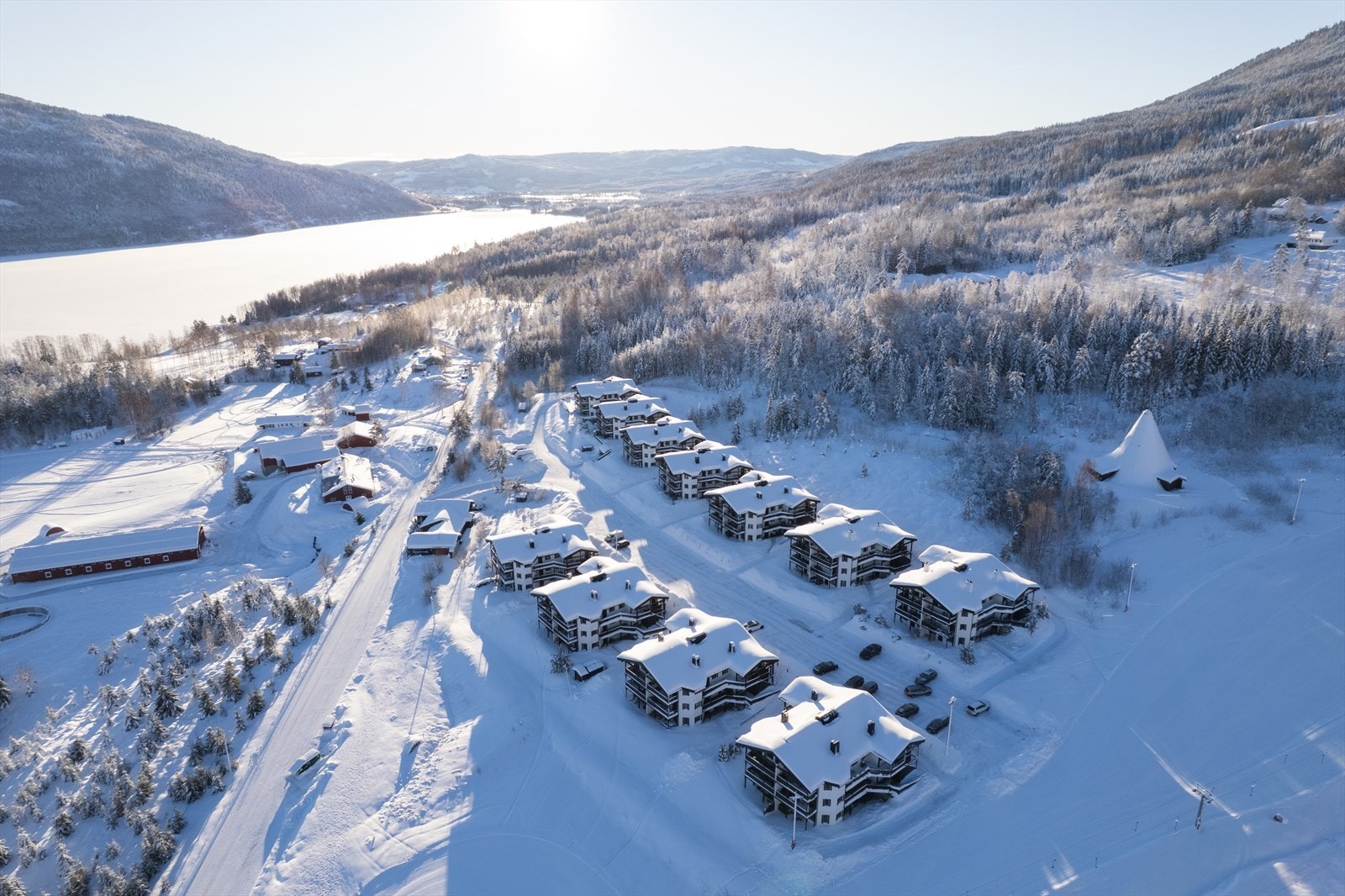 Ski IN/OUT rett utenfor døren Galleribilde