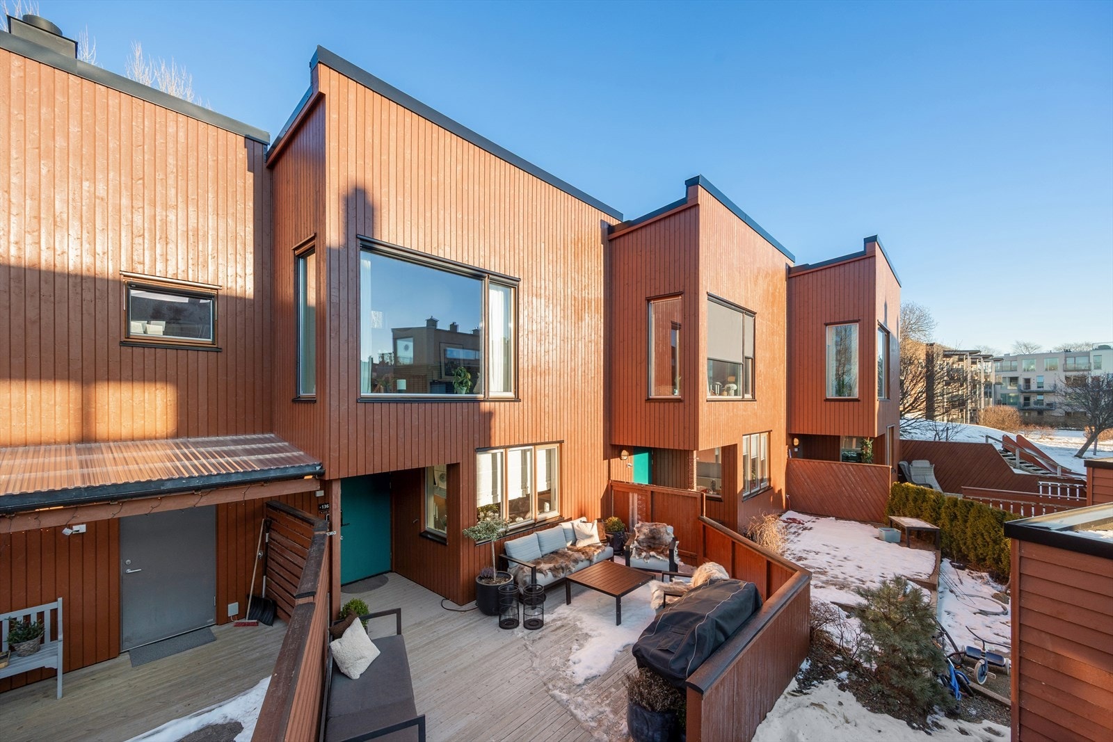 DNB Eiendom v/Espen Trana ønsker velkommen til Ingemann Torps veg 136 - Nyere rekkehus med svært attraktiv beliggenhet på Lade Galleribilde