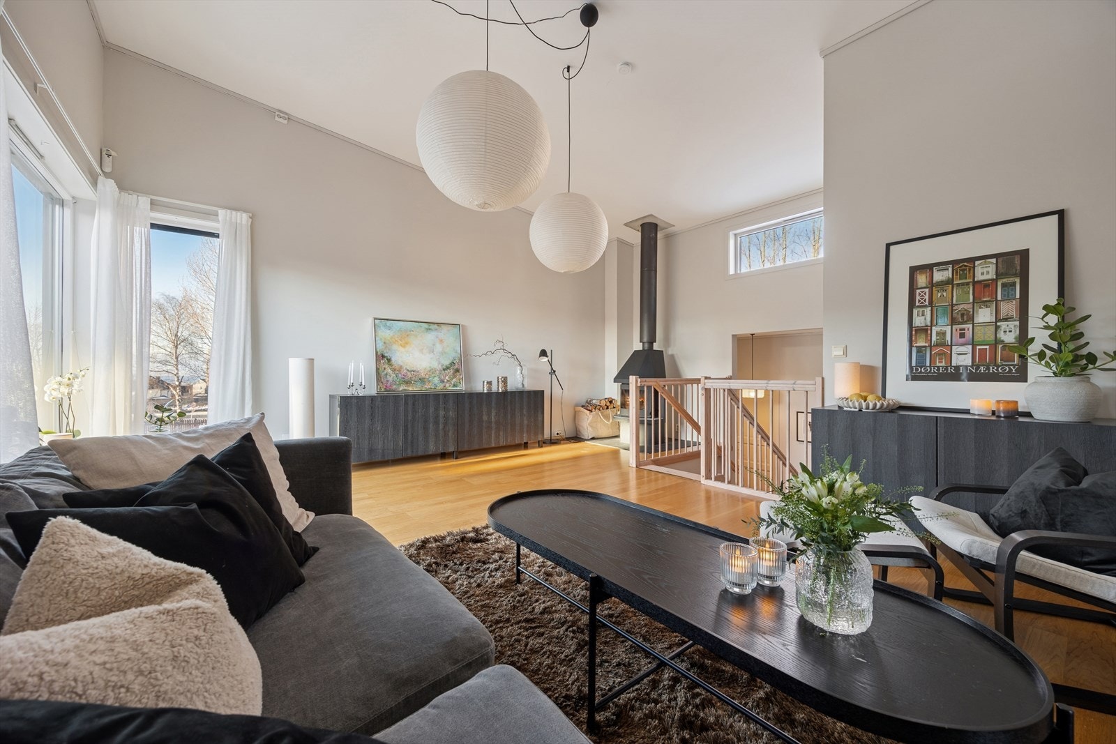 Området er kjent for å være svært barnevennlig og rolig. Herfra er det kort vei til skole, buss, Ladestien og flere kjøpesenter. Galleribilde