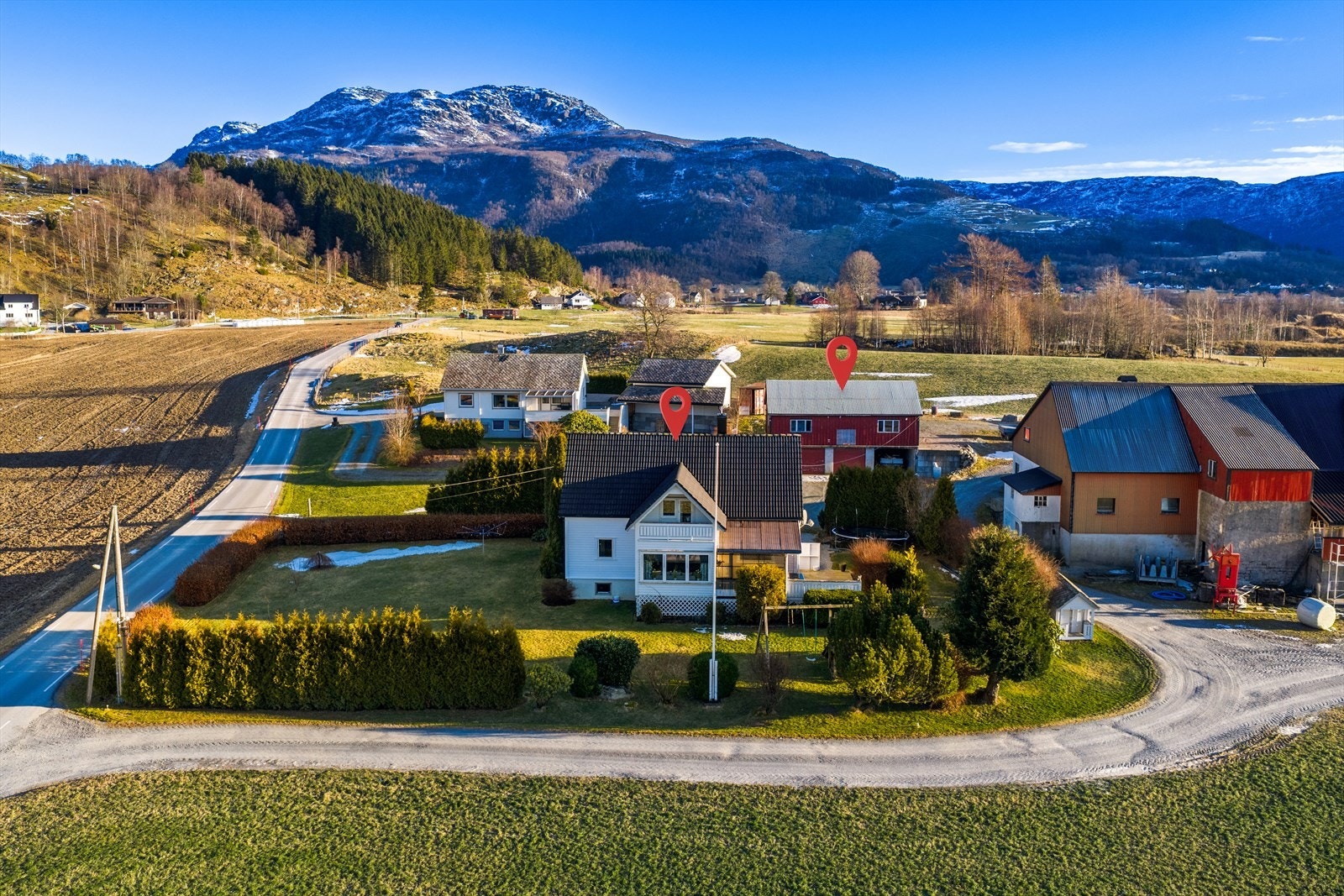 Velkommen til - presentert av eiendomsmegler Alexander Kvalevaag Skree v/ Aktiv Eiendomsmegling!
Fotograf: Vestbris. Galleribilde