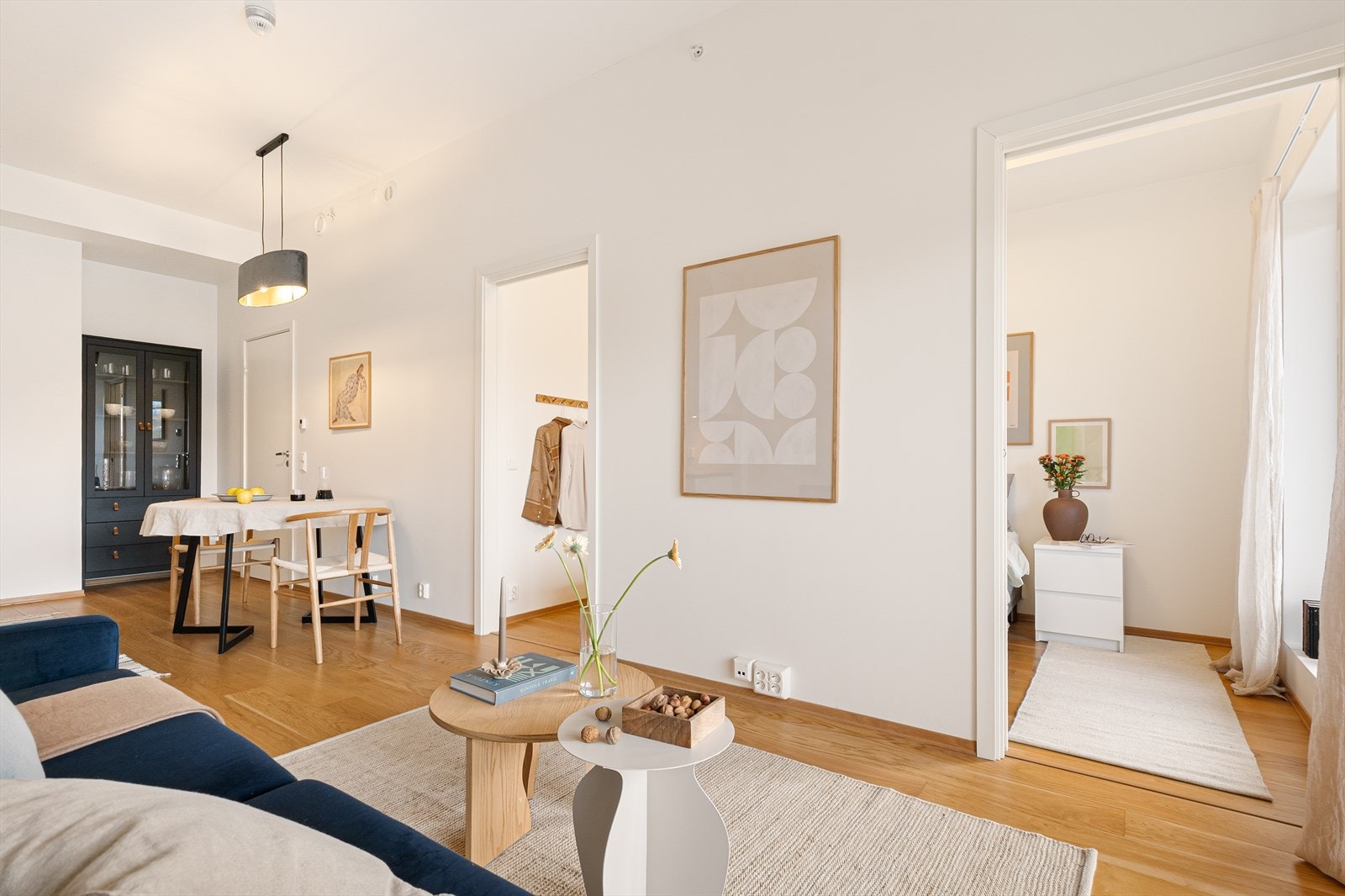 Leiligheten har 2 innganger til soverom. Galleribilde