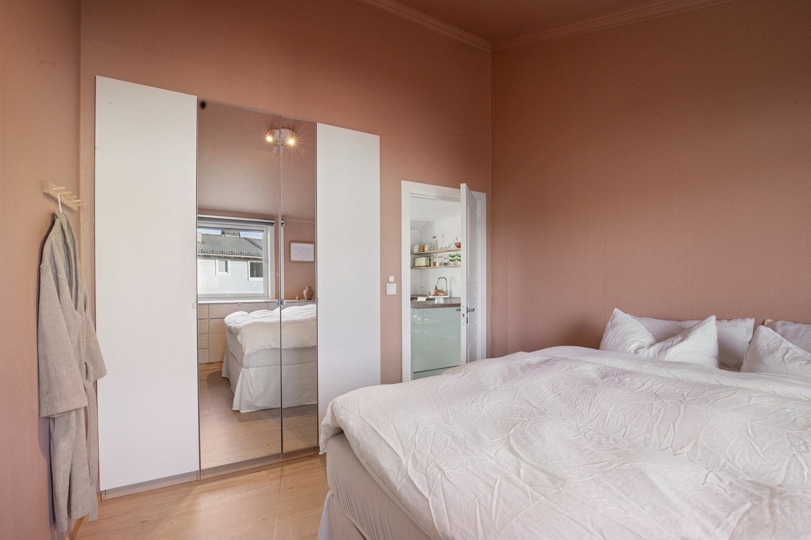 Et stille og behagelig rom der du får ro og komfort i hverdagen. Galleribilde