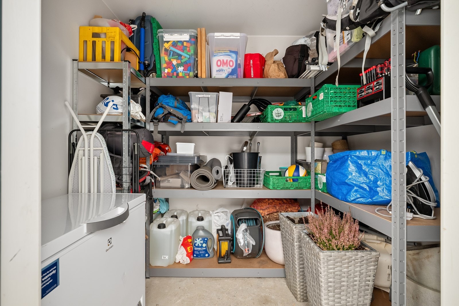 Praktisk utvendig bod. Galleribilde