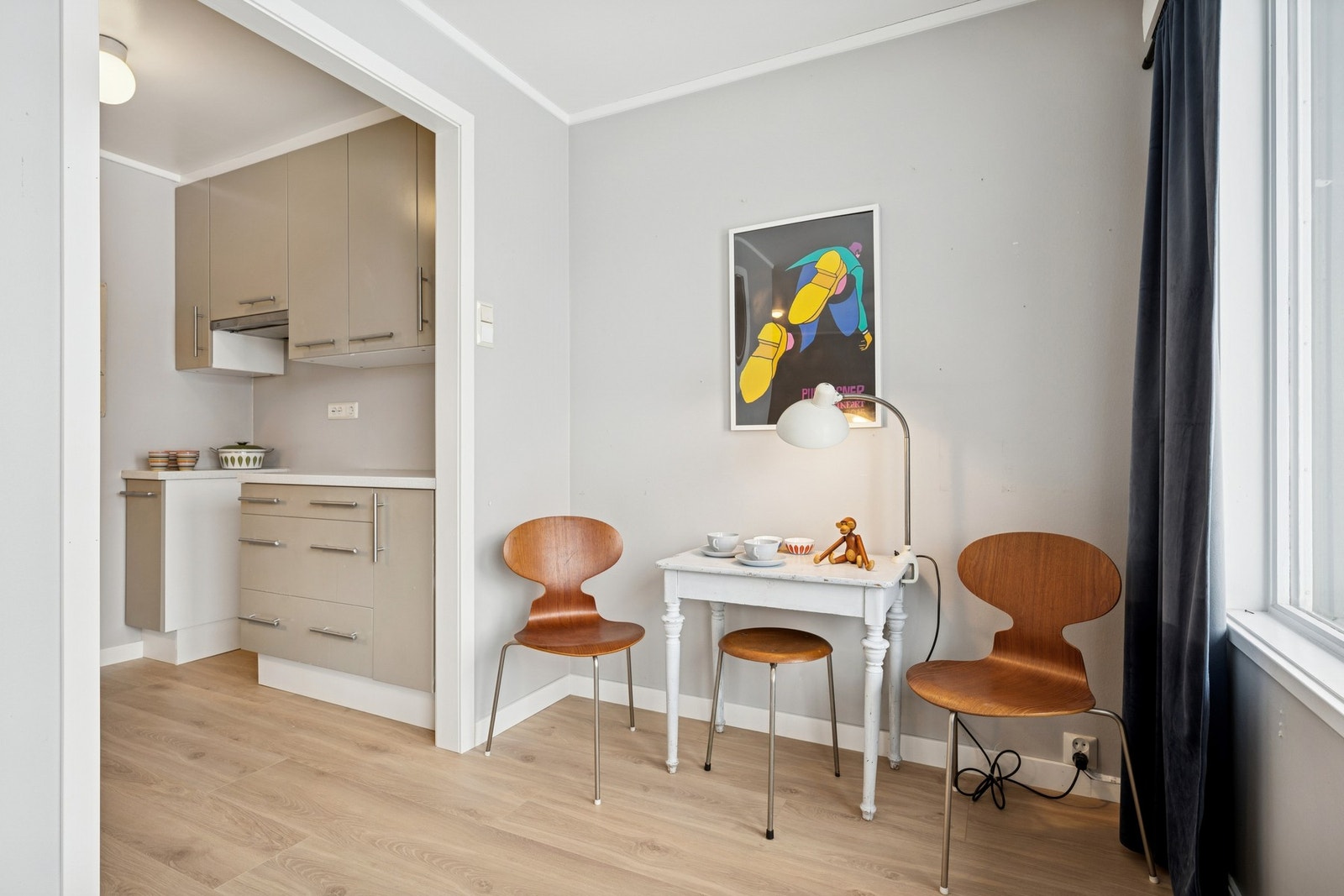 Naturlig plass til spisebord i tilknytning til kjøkkenet. Galleribilde