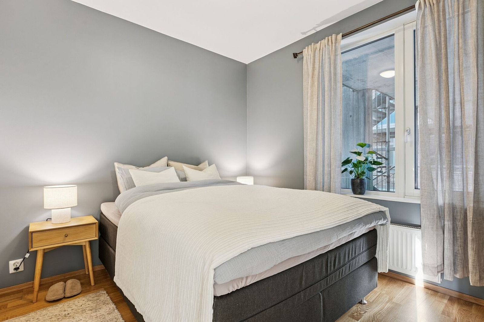 Soverommet er av god størrelse og måler 9,5 kvadratmeter. Galleribilde