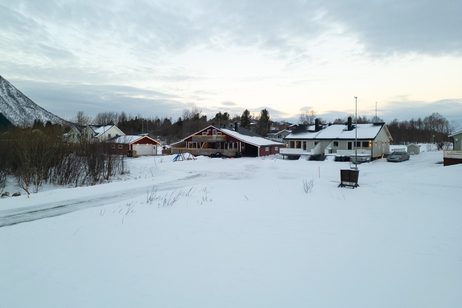 Tomtene kan fritt besiktiges på egenhånd! Galleribilde