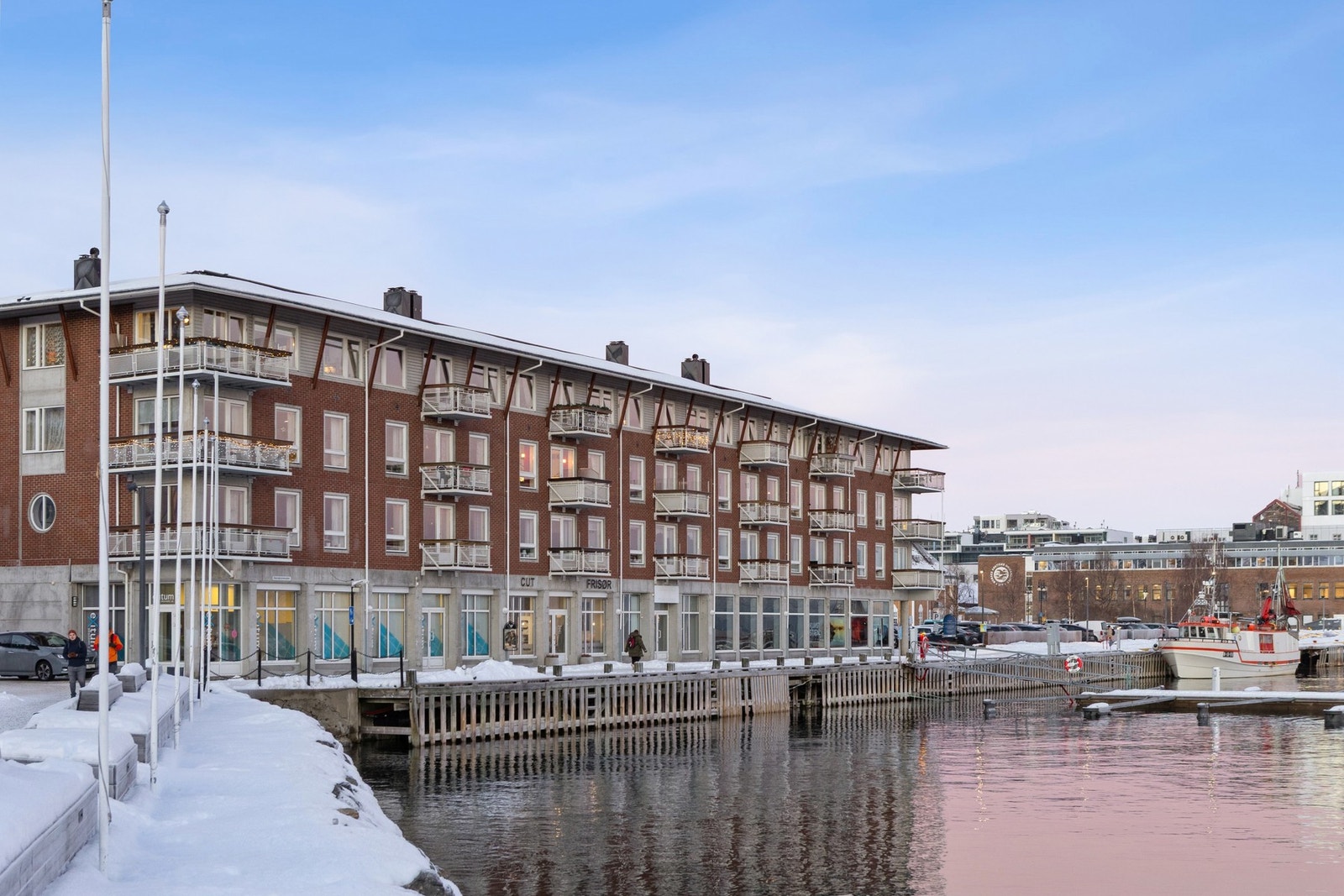 Beliggenheten gjør hverdagen enkel og lett tilgjengelig - alt du trenger finner du i gåavstand Galleribilde