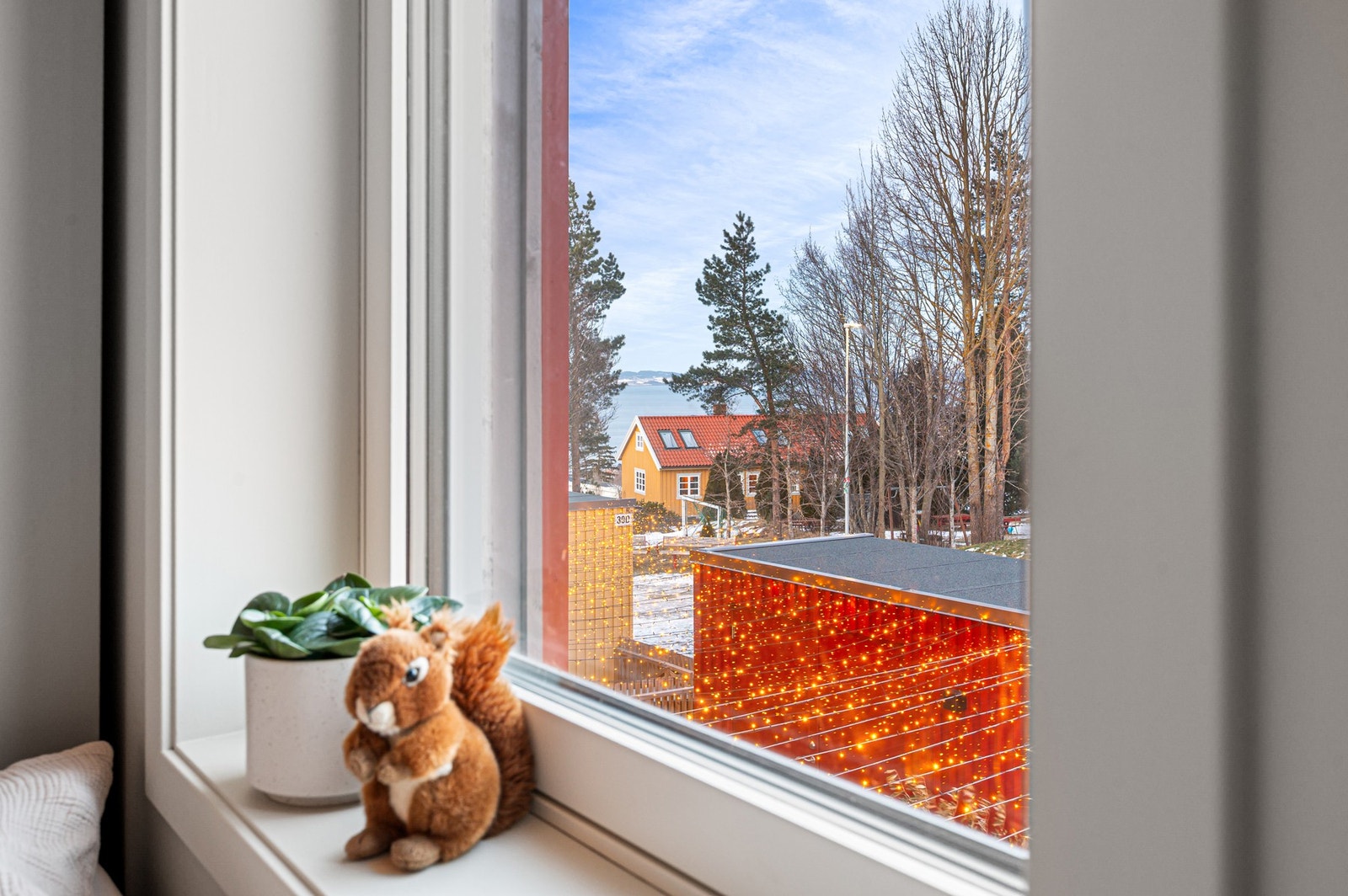 Fjordgløtt også fra fra soverom 1. Galleribilde