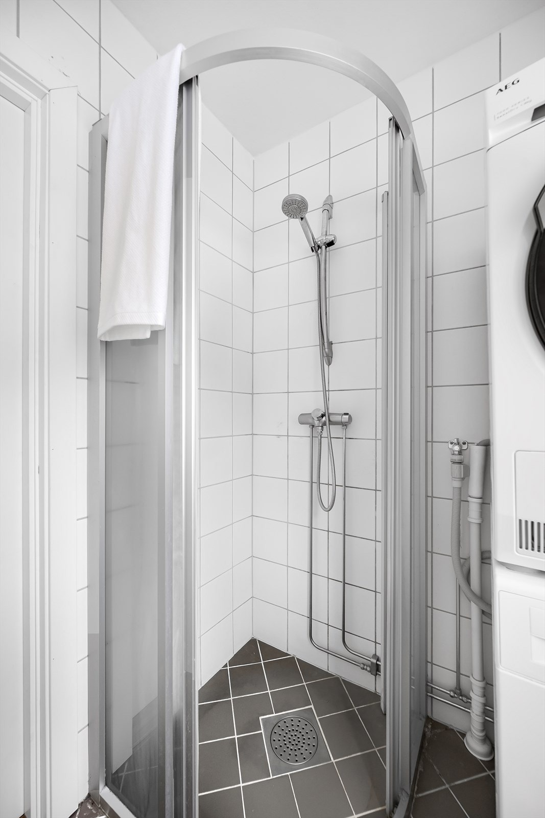 Bad/WC fra 2007, pusset opp i regi av borettslaget. Galleribilde