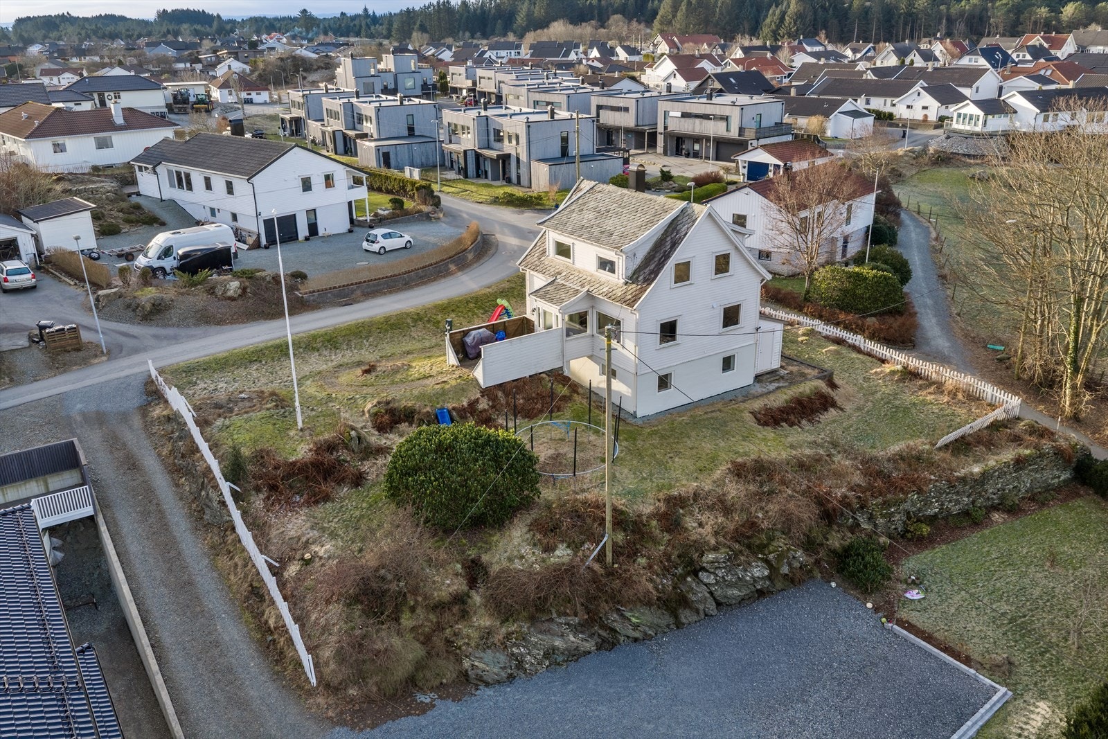 Beliggende på etablert, barnevennlig boligfelt på nordre del av Storasundfeltet Galleribilde