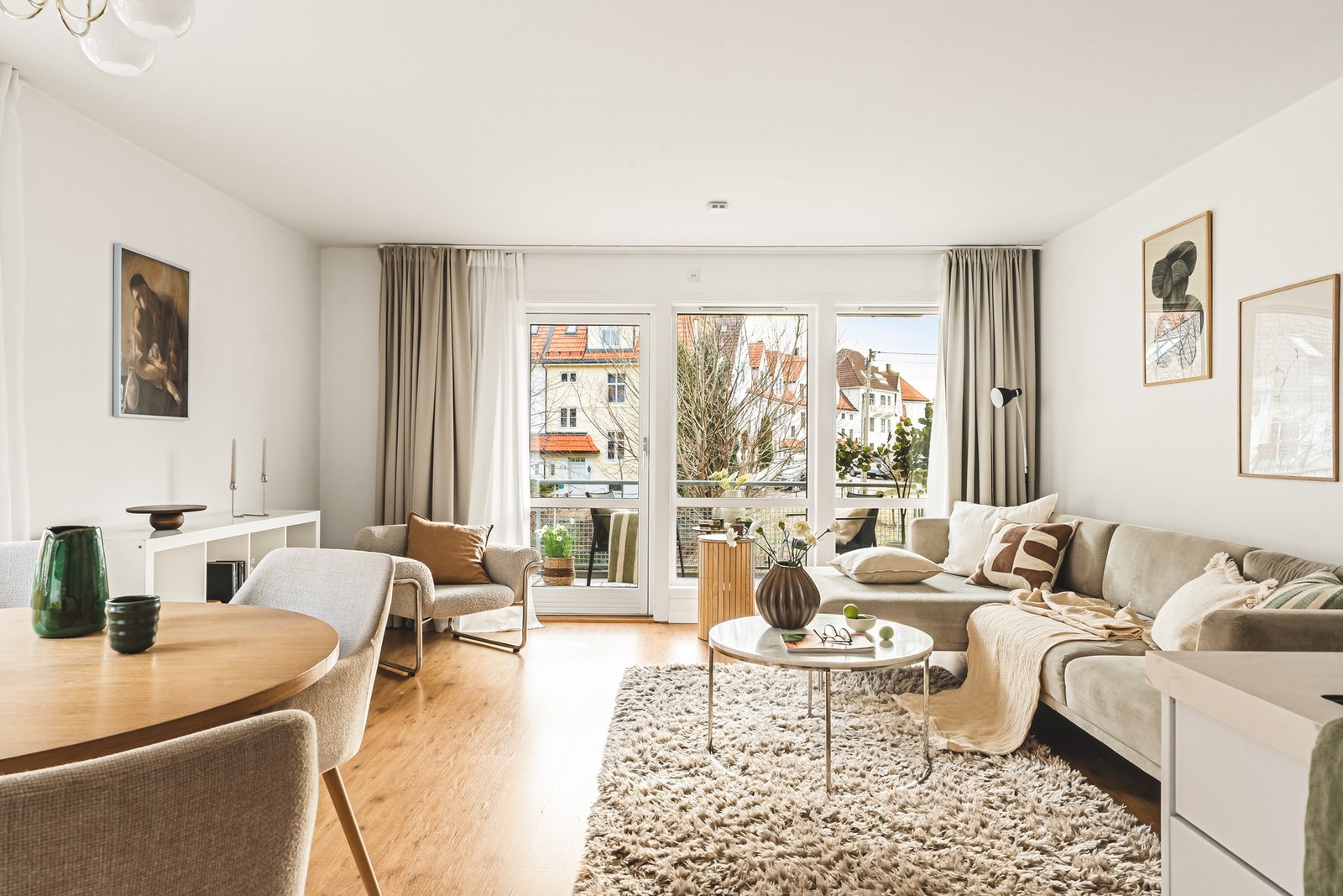 Velkommen til Nordbøveien 11 - presentert av EIE eiendomsmegling ved Marius Undheim Helvik (fotograf: Alexander Vien). Galleribilde