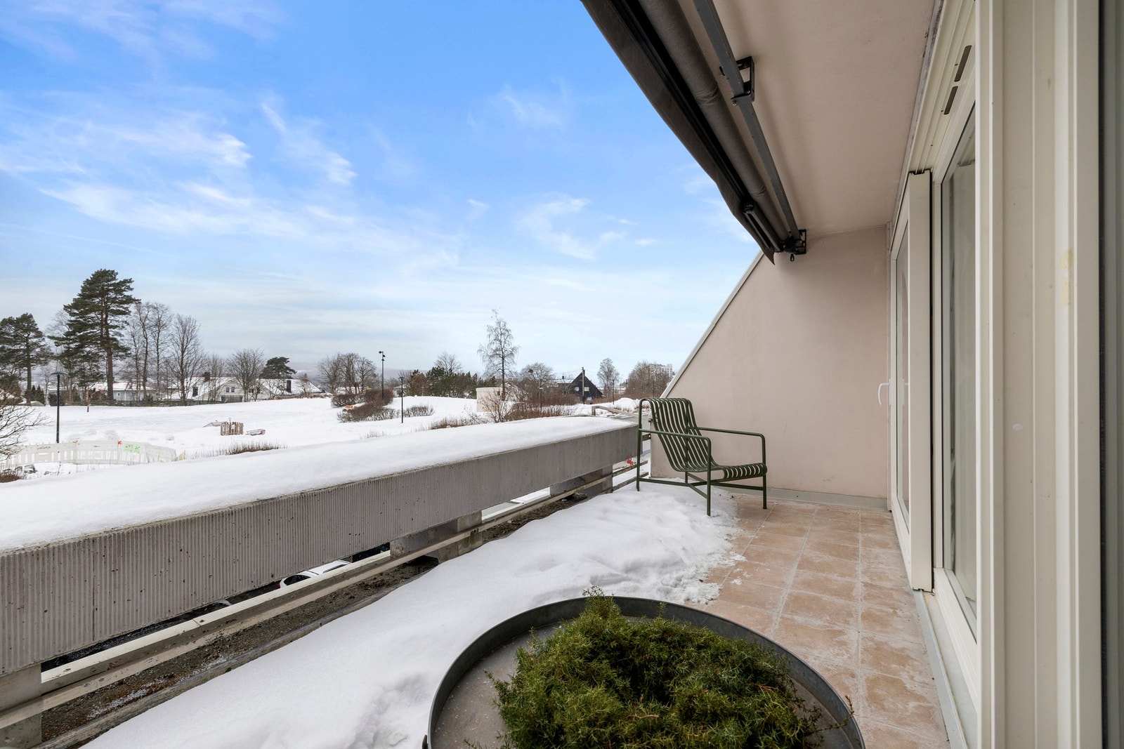 Terrassen er et herlig sted å tilbringe varme sommerdager og lune høstkvelder. Galleribilde