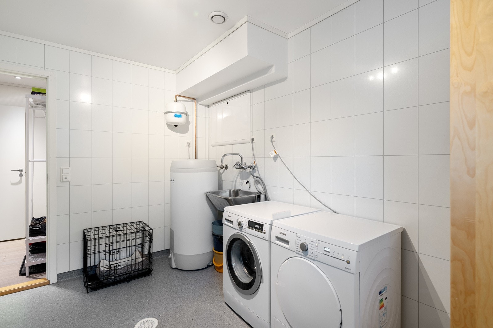 Vaskerom Galleribilde