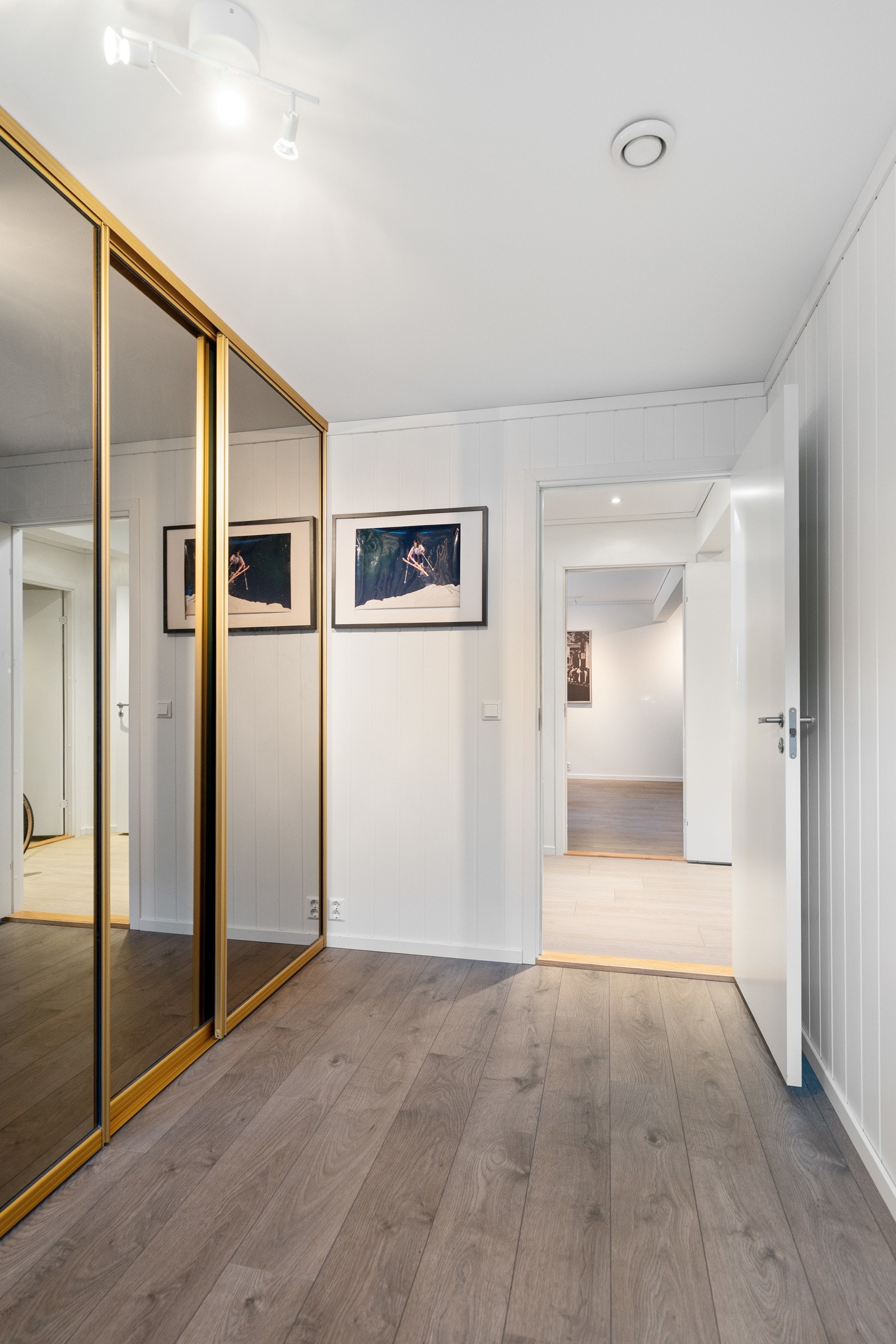 Bod i underetasje Galleribilde