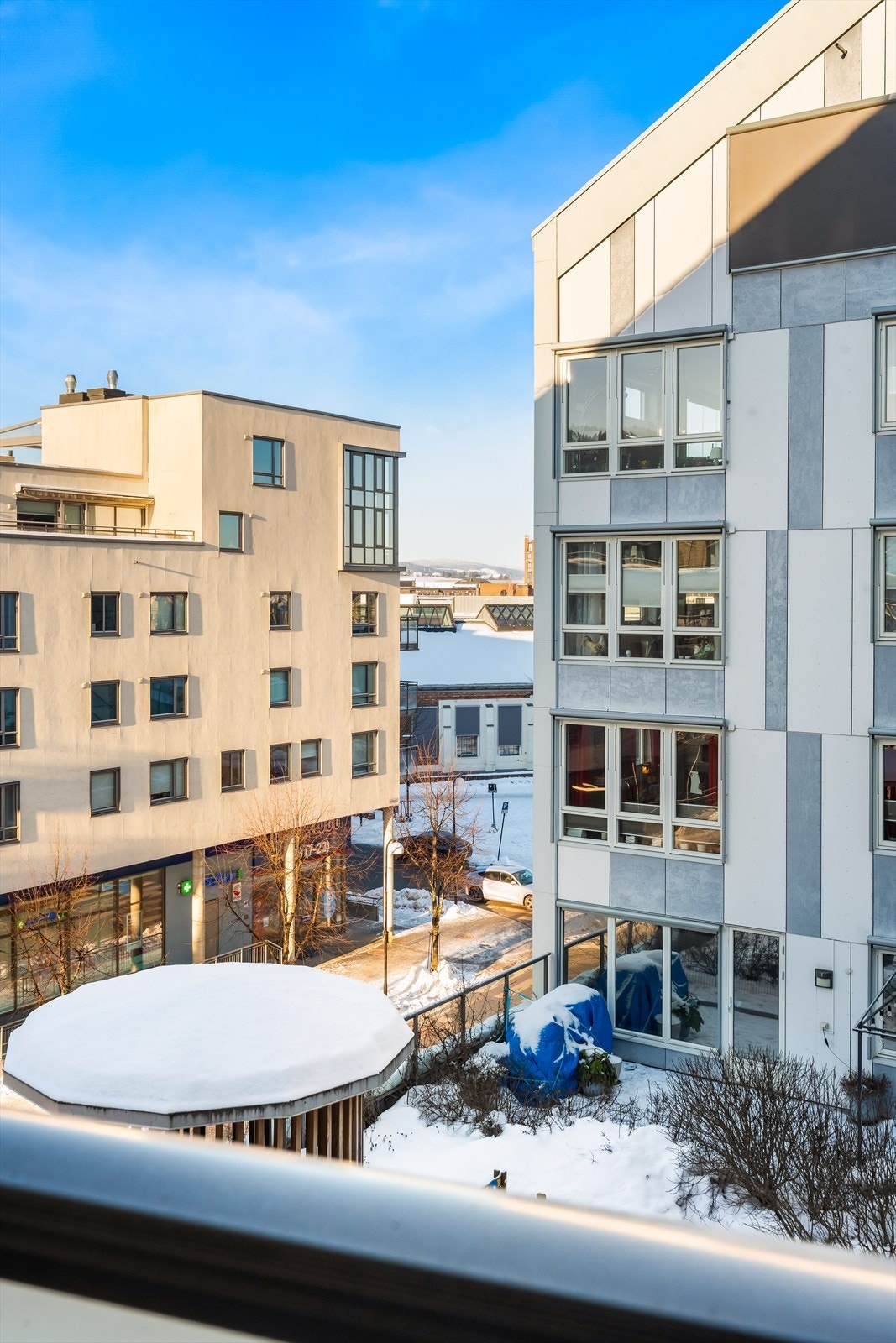 Utsikt fra balkongen. Galleribilde