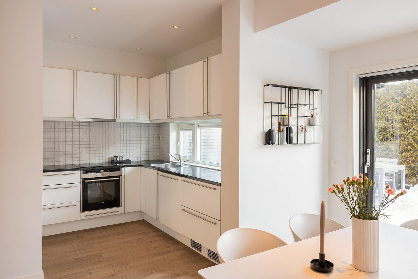 Einar Rønning designkjøkken. Galleribilde