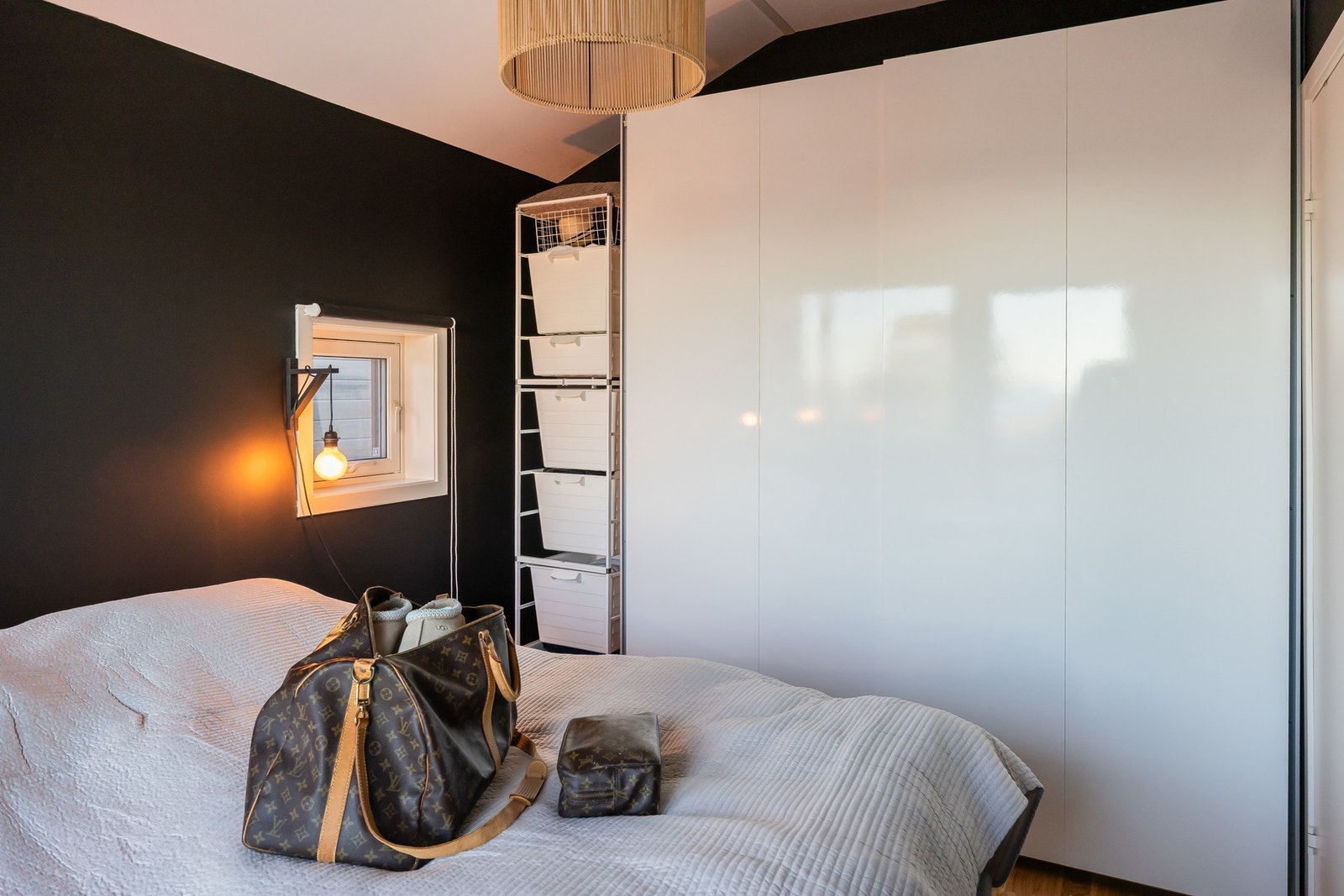 Lagringsløsning på hovedsoverom. Galleribilde