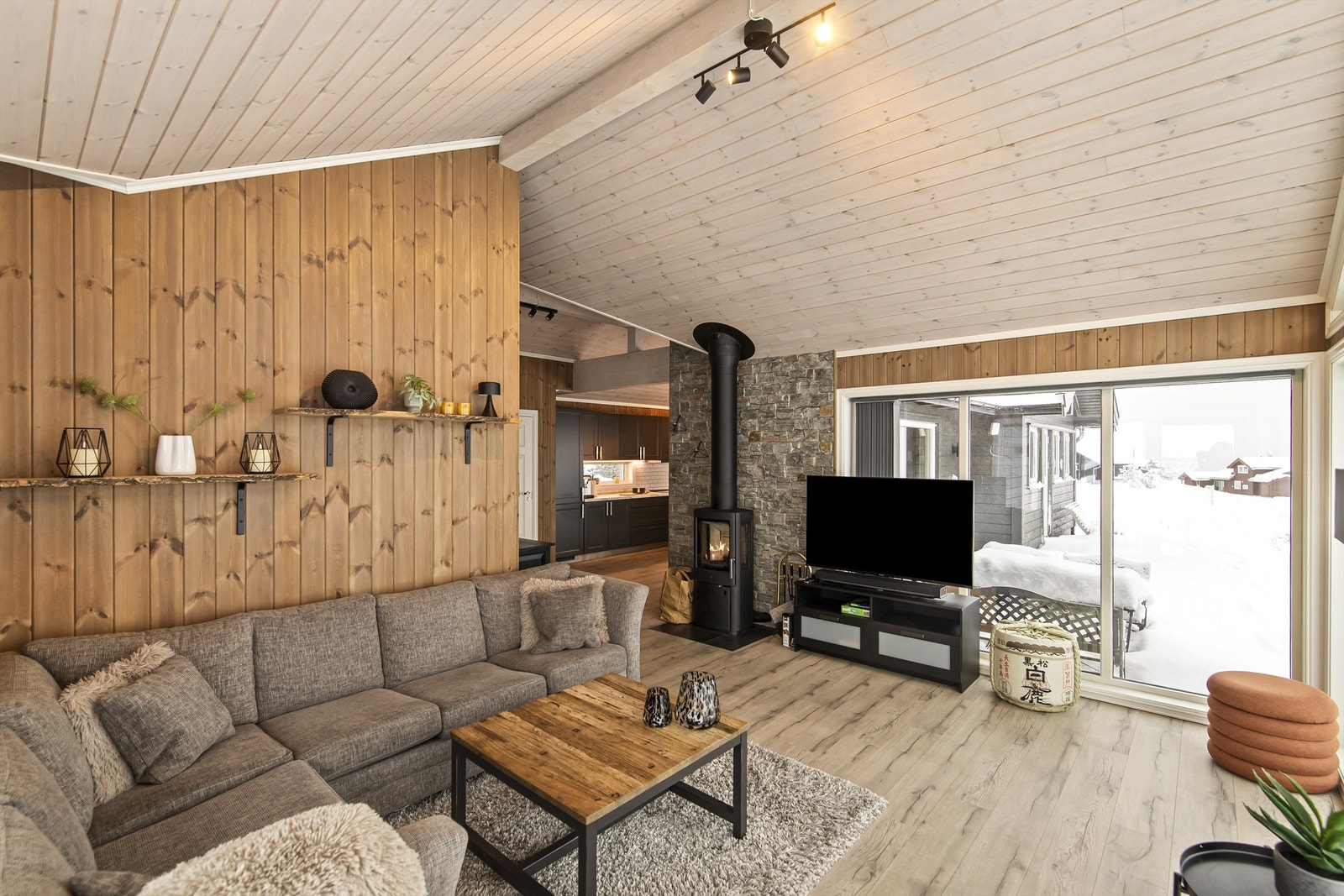 God plass i stuen til salong når man vil slappe av etter en lang dag ute Galleribilde