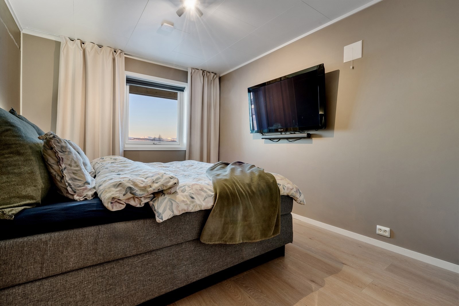 Soverom 2/3 Galleribilde