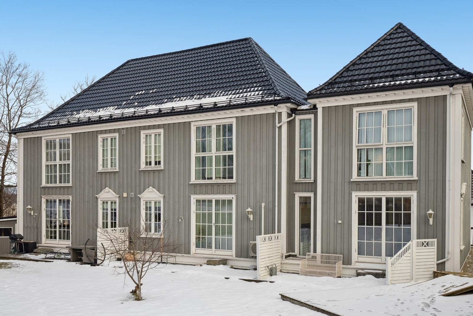 I Borregaten bor du i et sjarmerende og variert bymiljø med en miks av historiske bygårder, eldre trehus og nyere arkitektur. Galleribilde