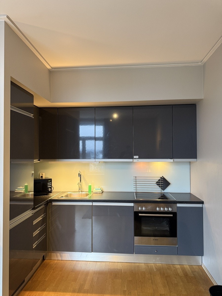 "Adskilt" kjøkken hjørne Galleribilde