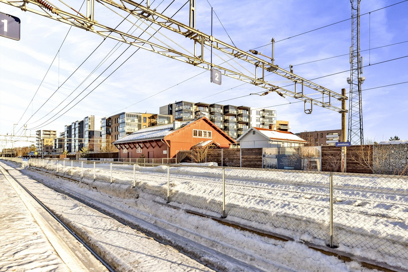 Fra stasjonen tar toget deg til Oslo S på rundt 35 minutter. Galleribilde