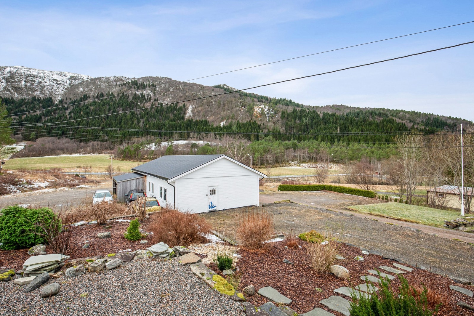 Lagergarasje på 130 kvm med garasje og bod Galleribilde