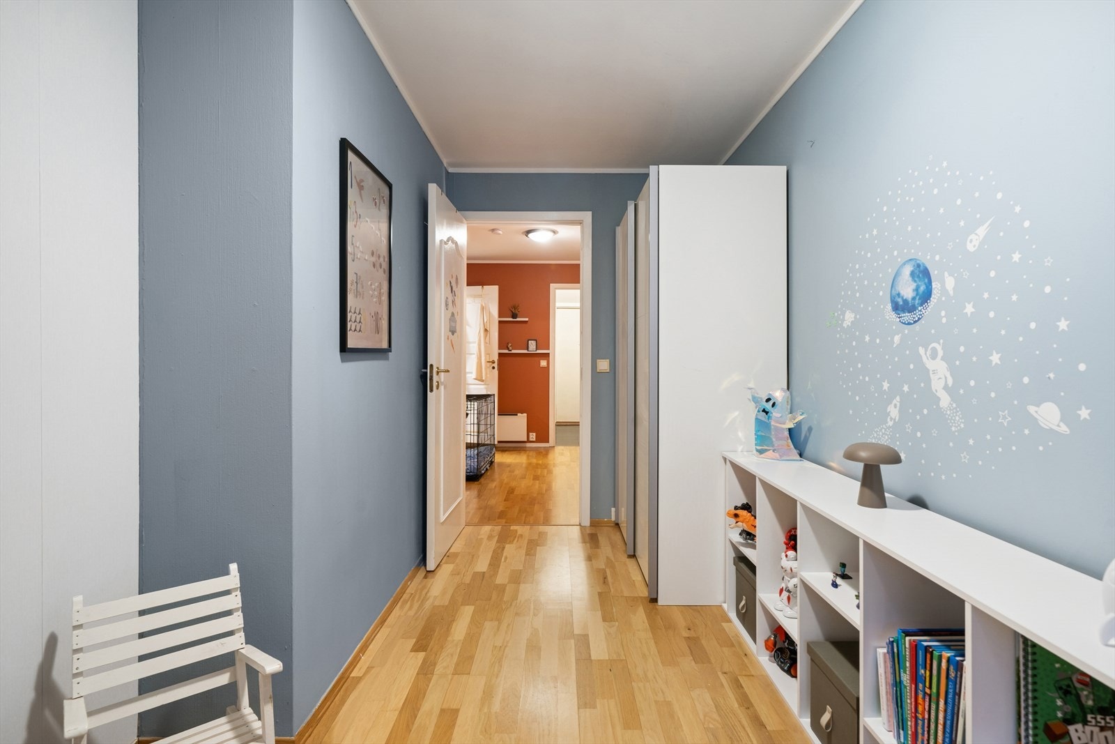 Her er det plass til seng, garderobe og eventuelt skrivebord Galleribilde