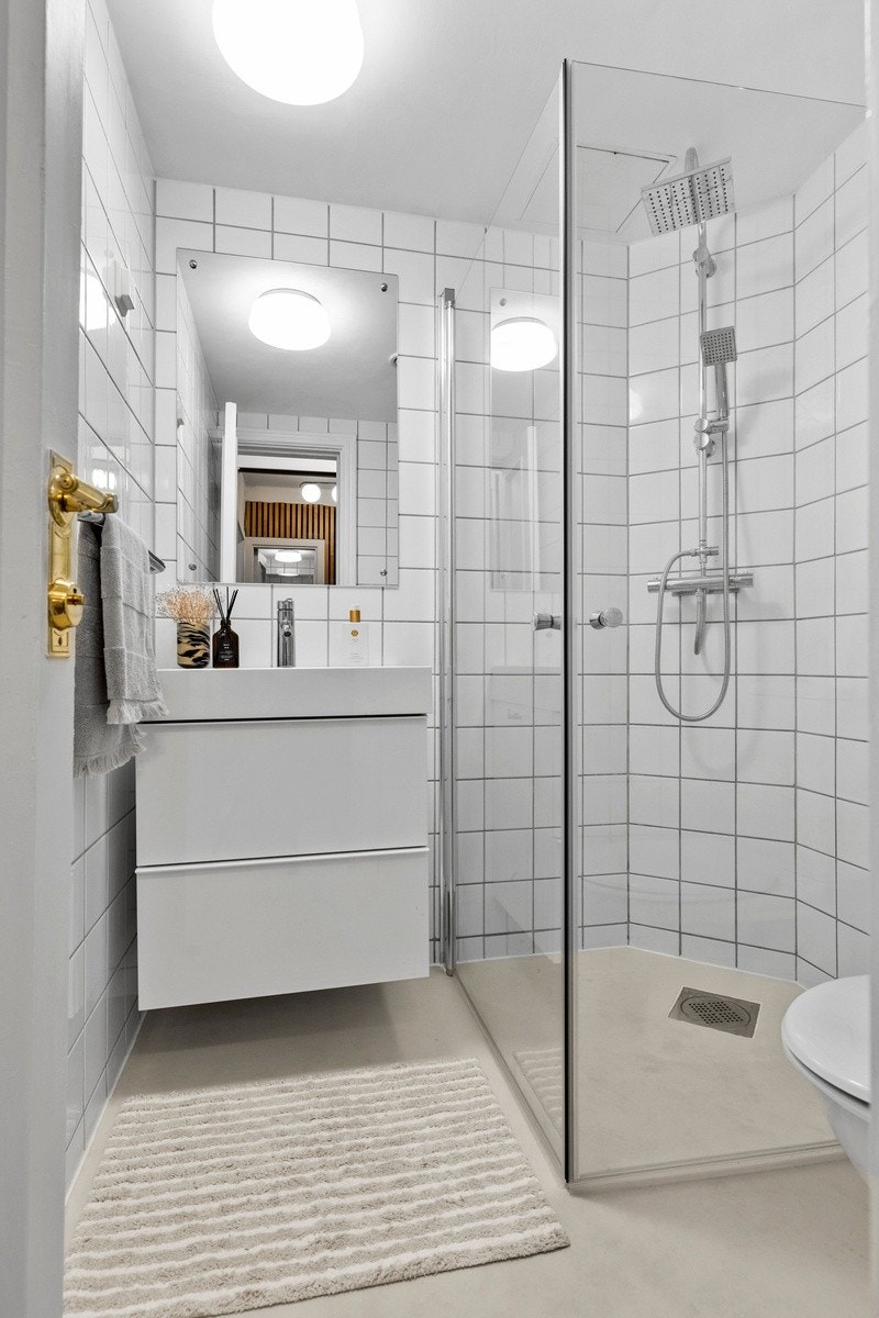 Flislagt baderom Galleribilde