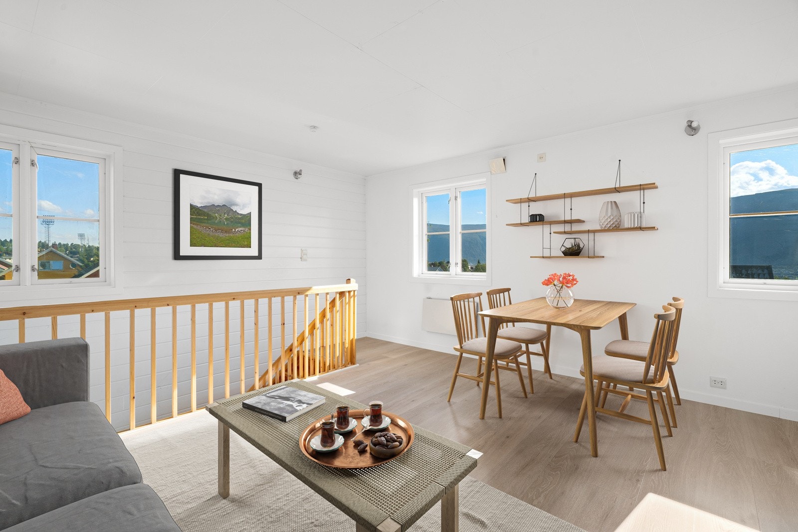 Stue/kjøkken 2. etasje. Illustrasjonsfoto 3D-møblering, avvik kan forekomme.