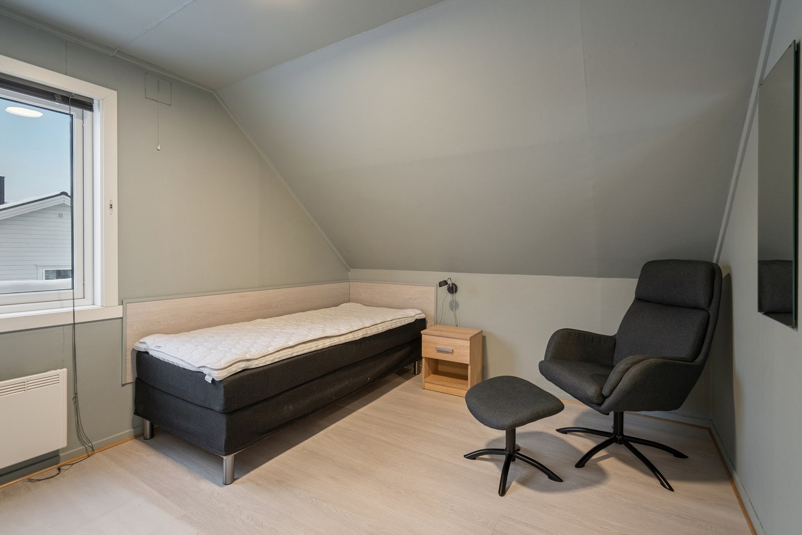 Soverom 5 (10,3 kvm) beliggende i 2.etg. Galleribilde